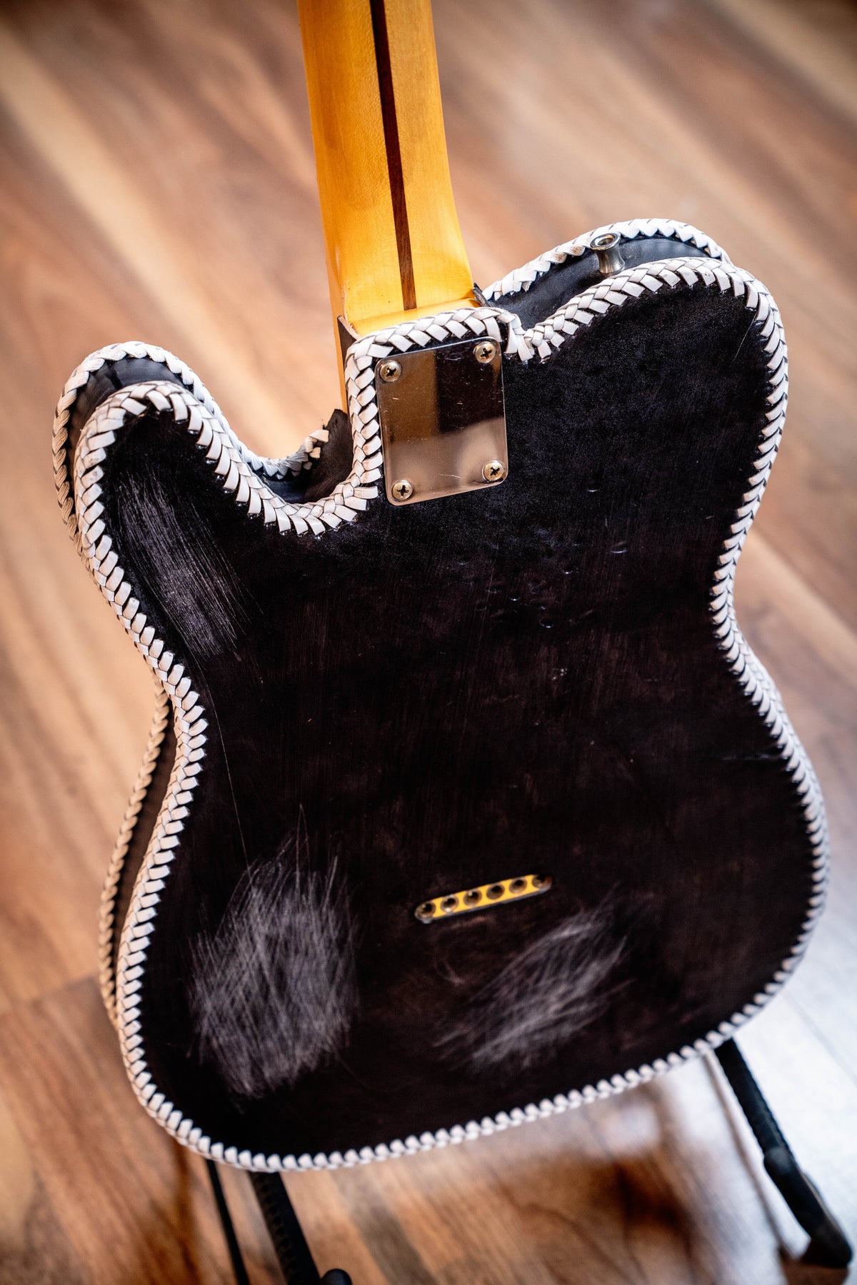 Fender Custom Shop Masterbuilt Waylon Jennings BTB 54' Telecaster Relic - Black and White Tooled Leather over Butterscotch Blonde
