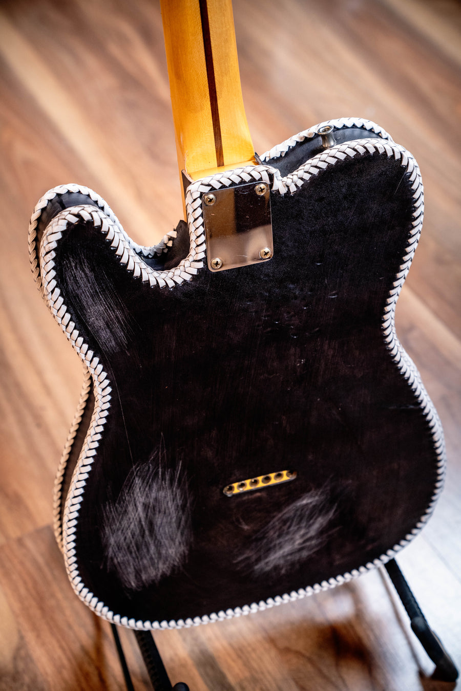 Fender Custom Shop Masterbuilt Waylon Jennings BTB 54' Telecaster Relic - Black and White Tooled Leather over Butterscotch Blonde