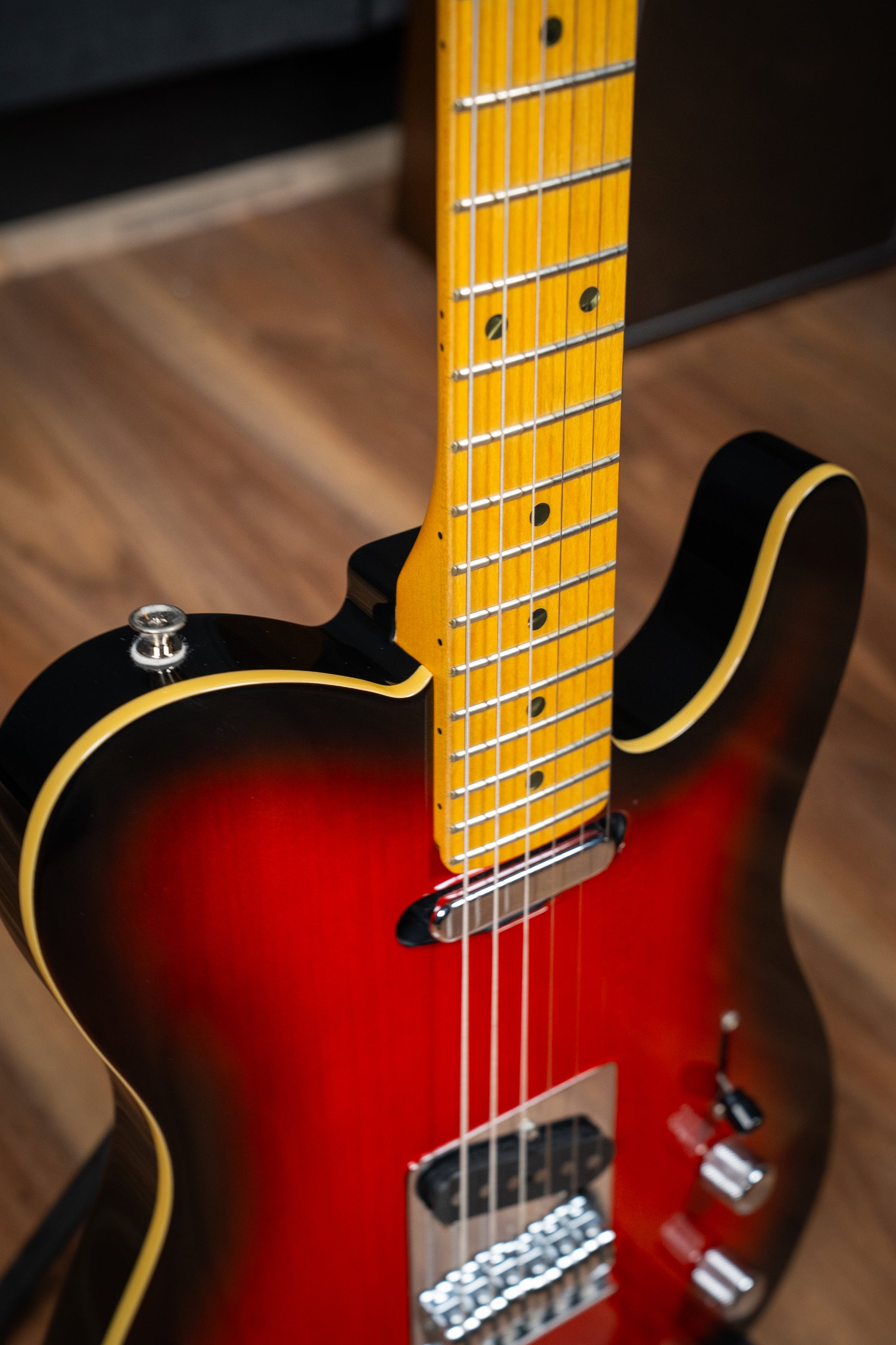 Fender MIJ Aerodyne Telecaster w/Case - Hot Rod Burst - Pre-Owned