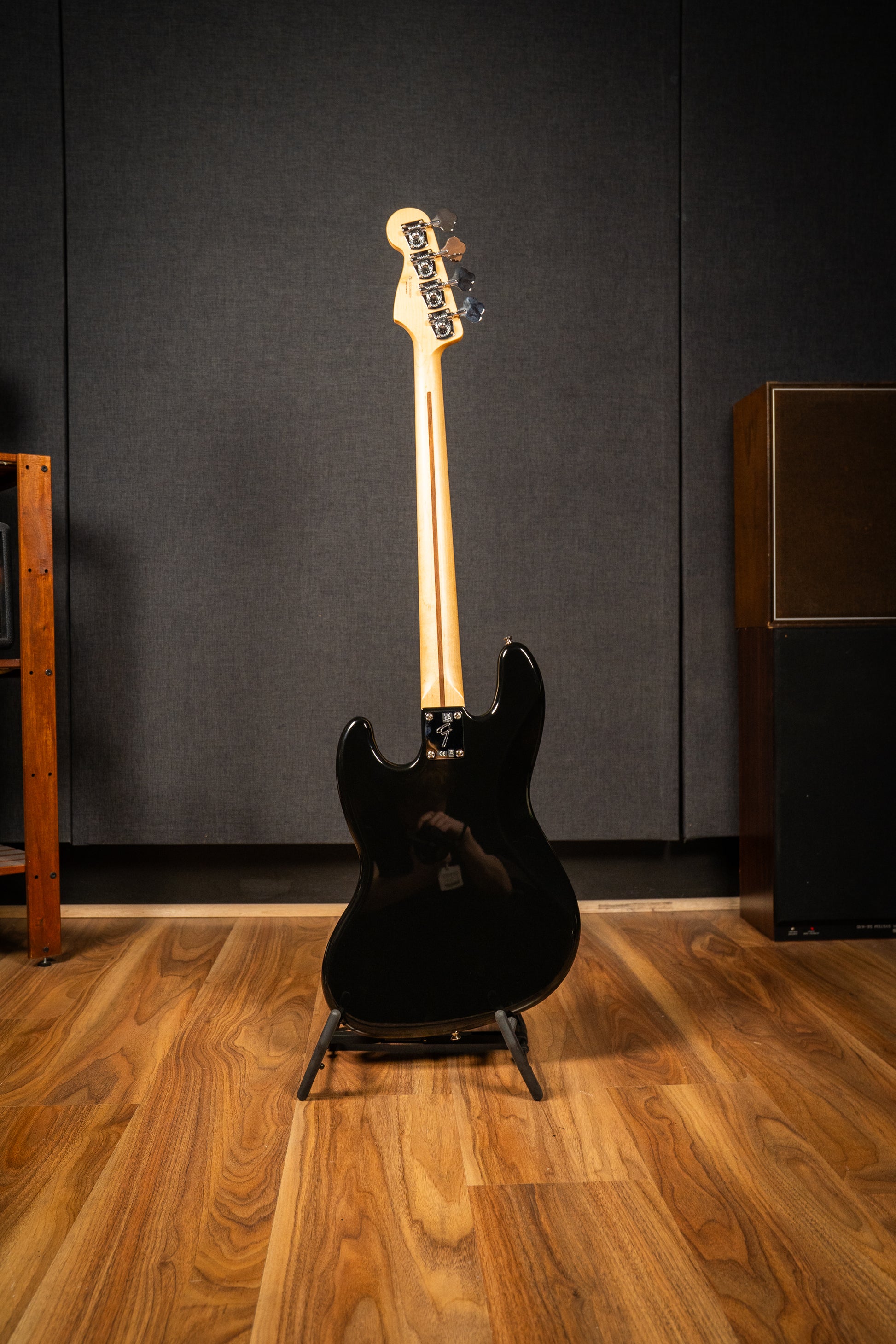 Fender Player Jazz Bass w/62 Custom Shop Pickups - Black - Pre-Owned