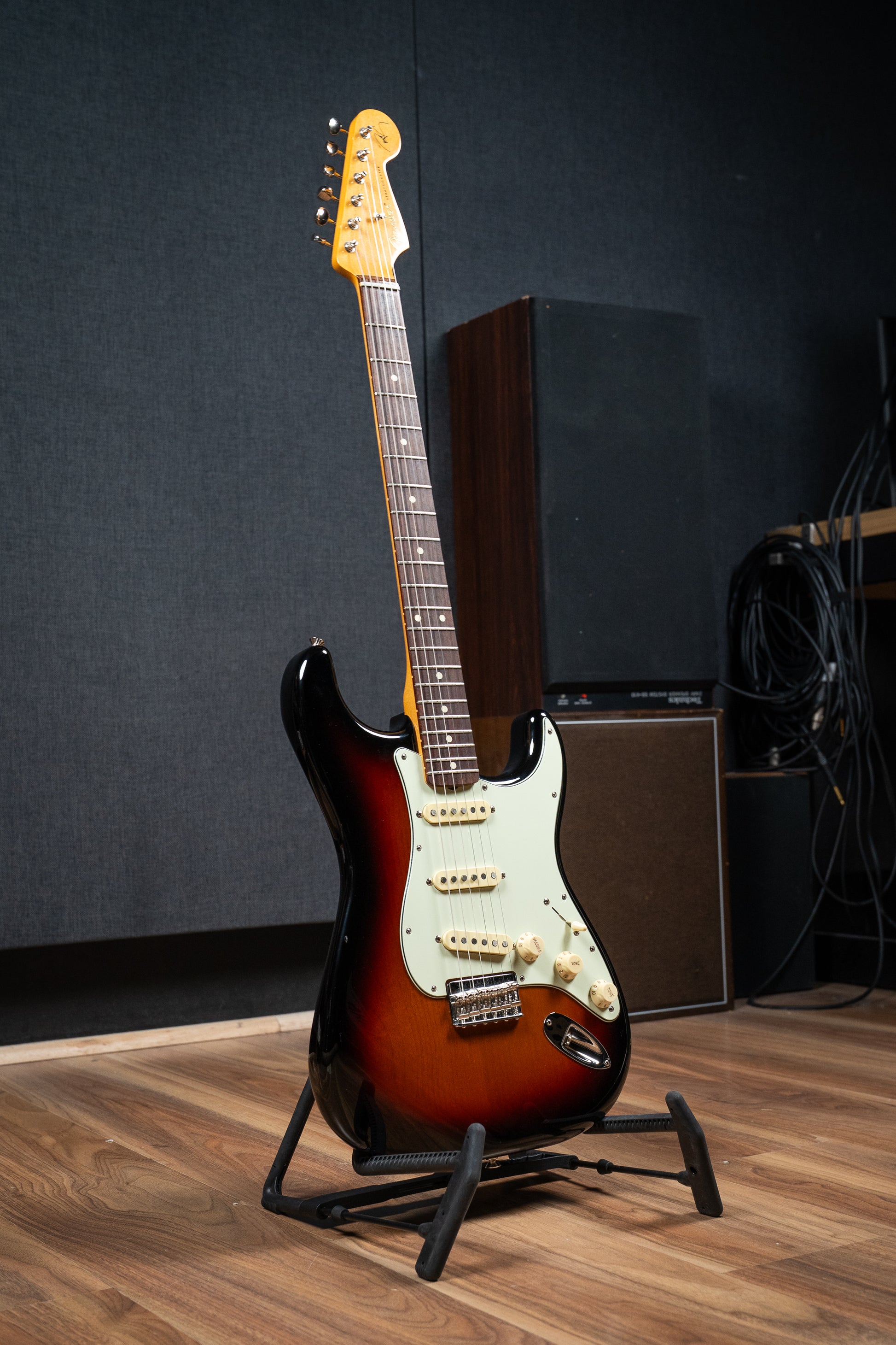 Fender Robert Cray Signature HT Stratocaster w/Gigbag - Sunburst - Pre-Owned
