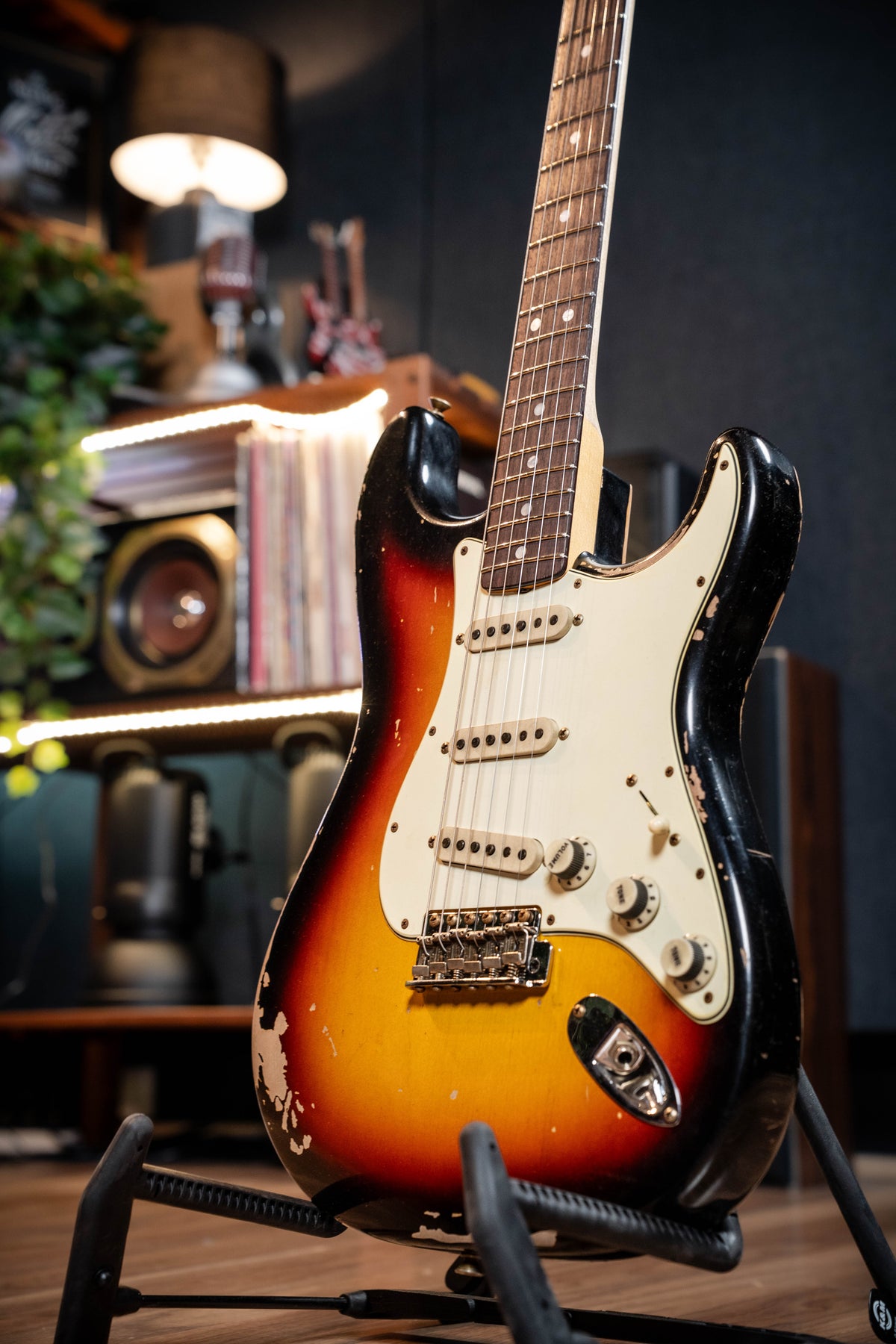 Fender Custom Shop Michael Landau Signature 1968 Stratocaster - Bleached 3-Color Sunburst