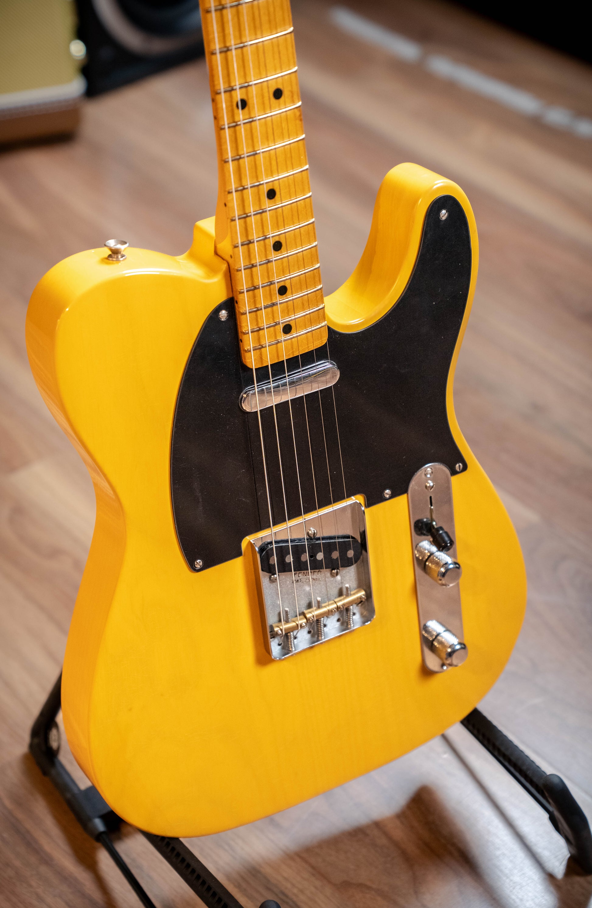 Fender Vintera II Limited Edition Road Worn '50s Telecaster - Butterscotch Blonde