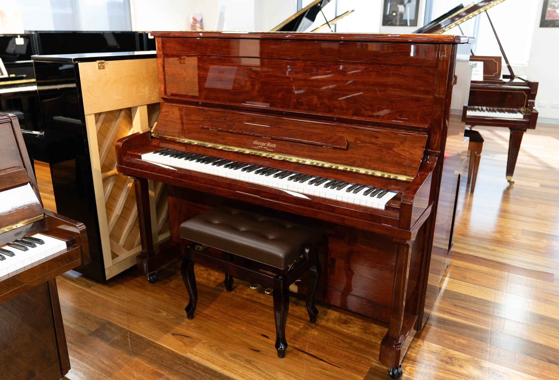 George Steck US-32HD 131cm Upright Piano w/Bench - Mahogany Polish - Pre-Owned