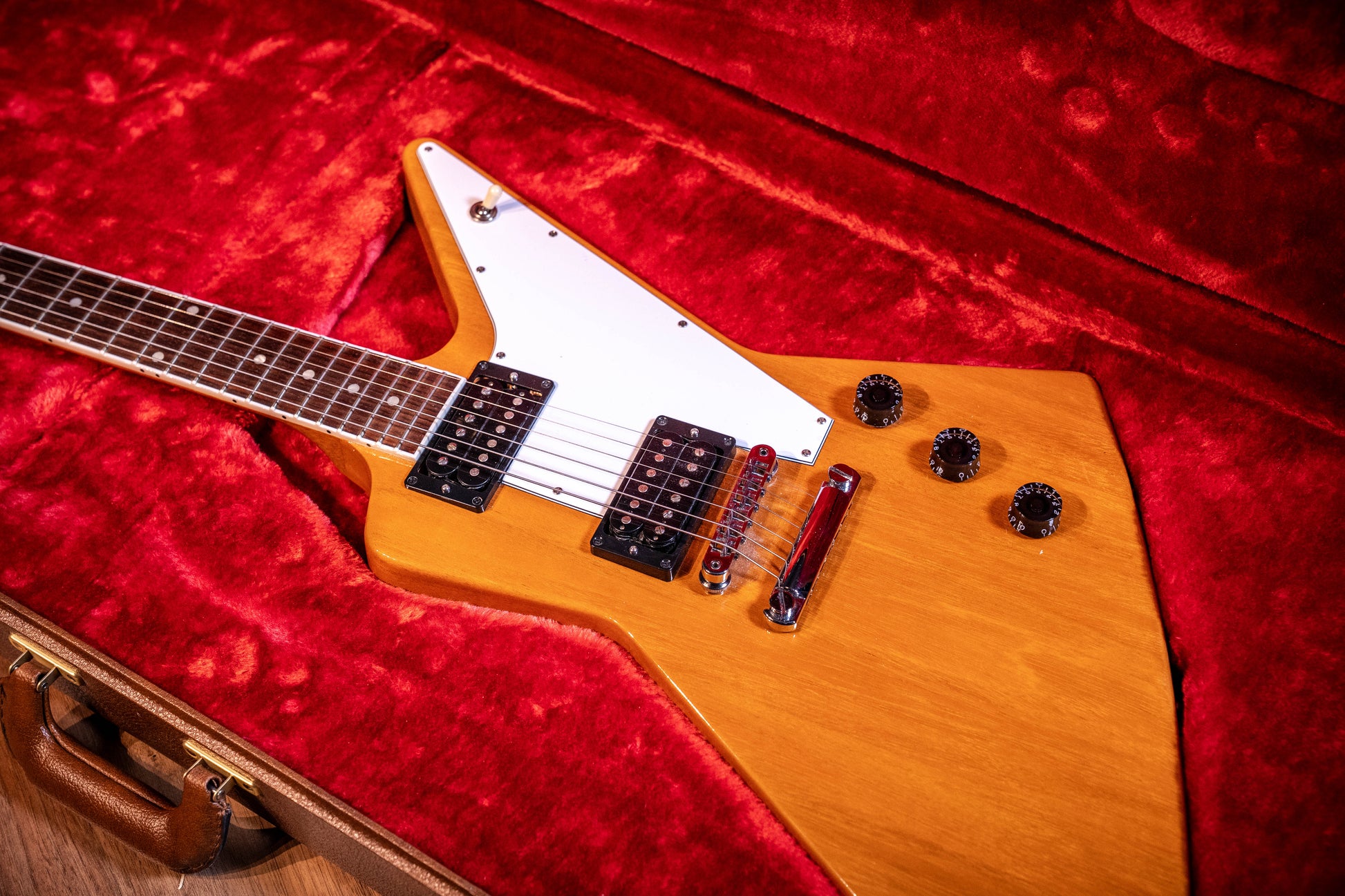 Gibson 70's Explorer w/Case - Antique Natural - Pre-Owned (#213140139)