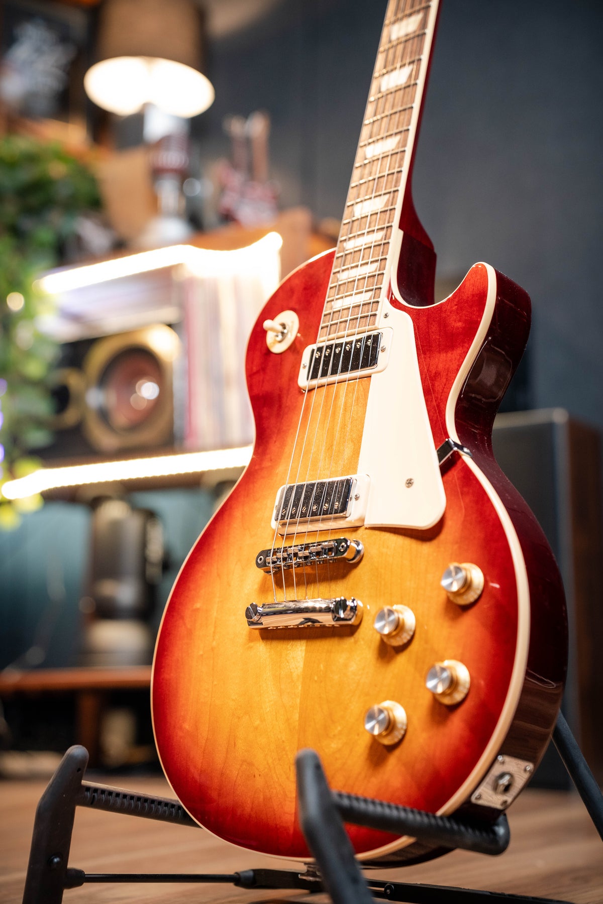 Gibson 2022 Les Paul Deluxe - Heritage Cherry - Pre-Owned
