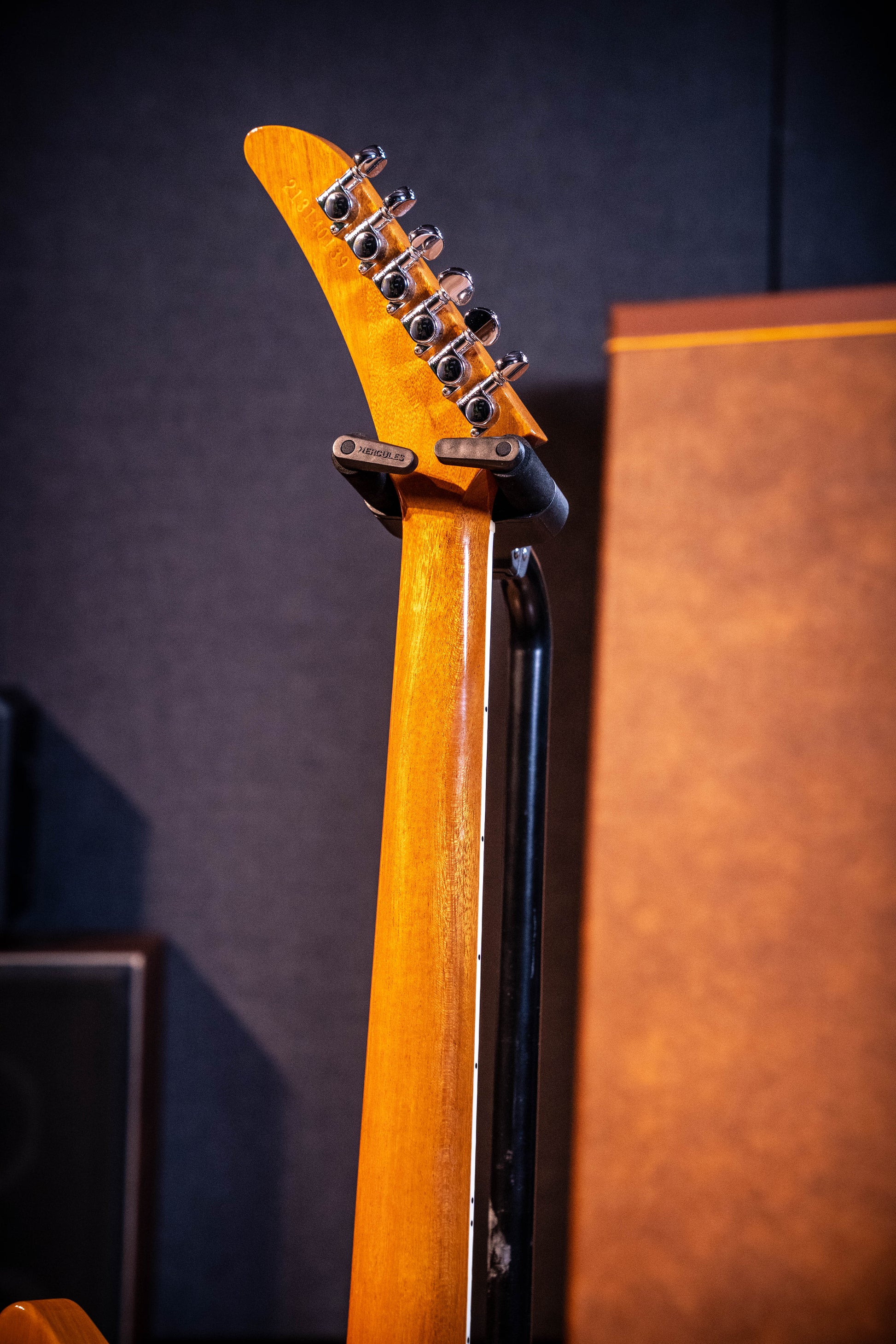 Gibson 70's Explorer w/Case - Antique Natural - Pre-Owned (#213140139)