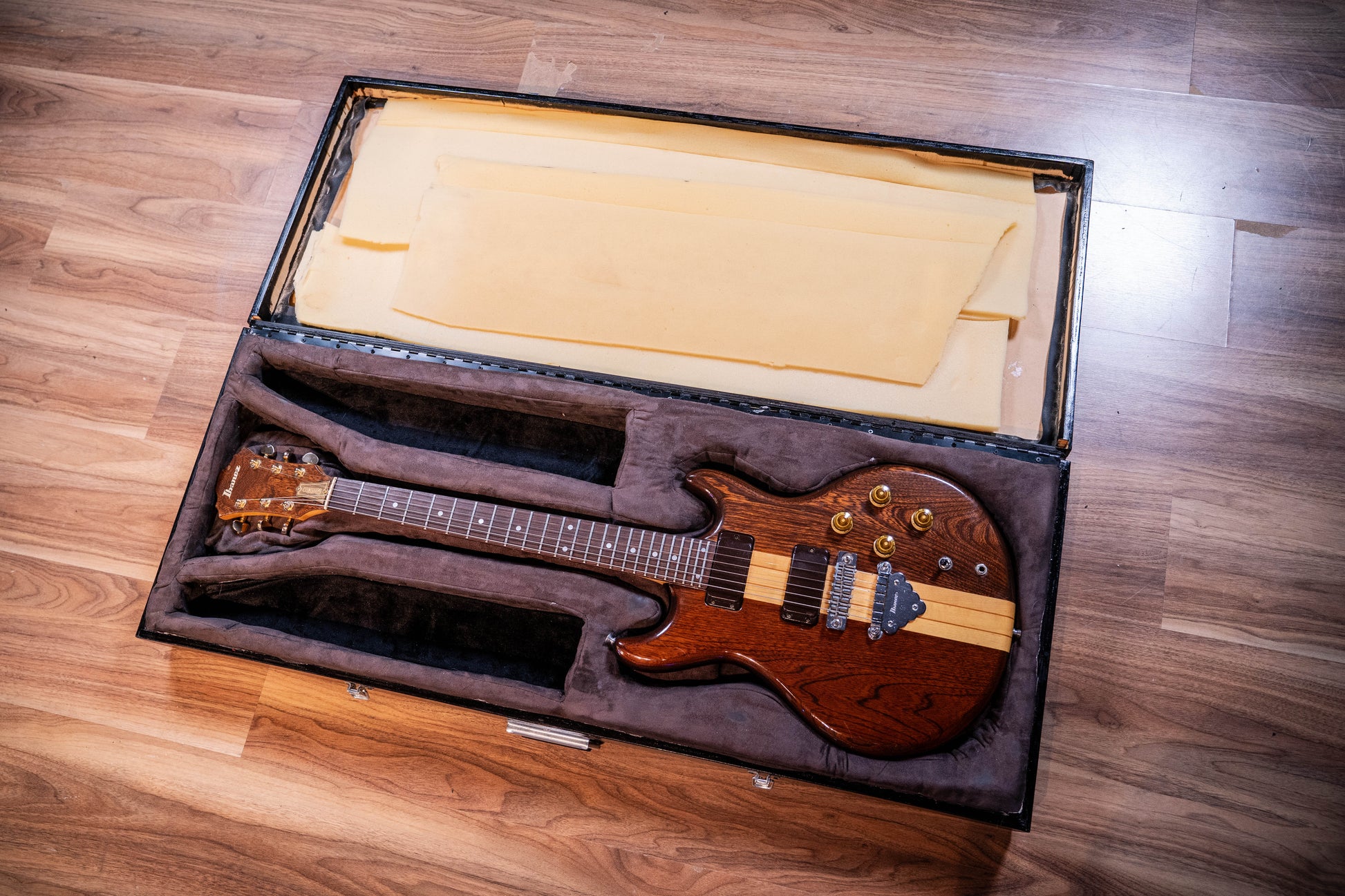 Ibanez Musician MC200 w/Case - Pre-Owned
