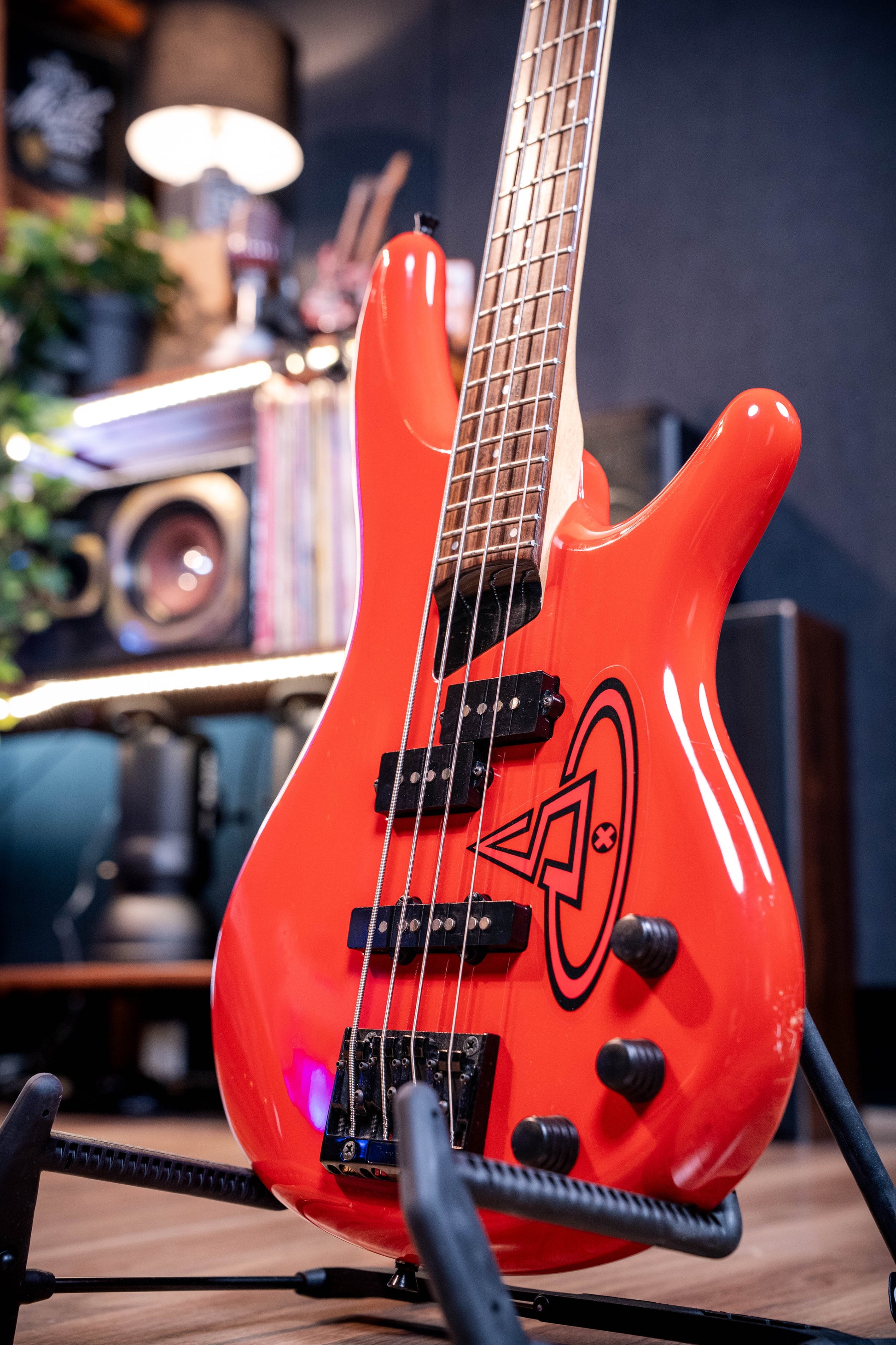 Ibanez SR600 Electric Bass w/Case - Pre-Owned