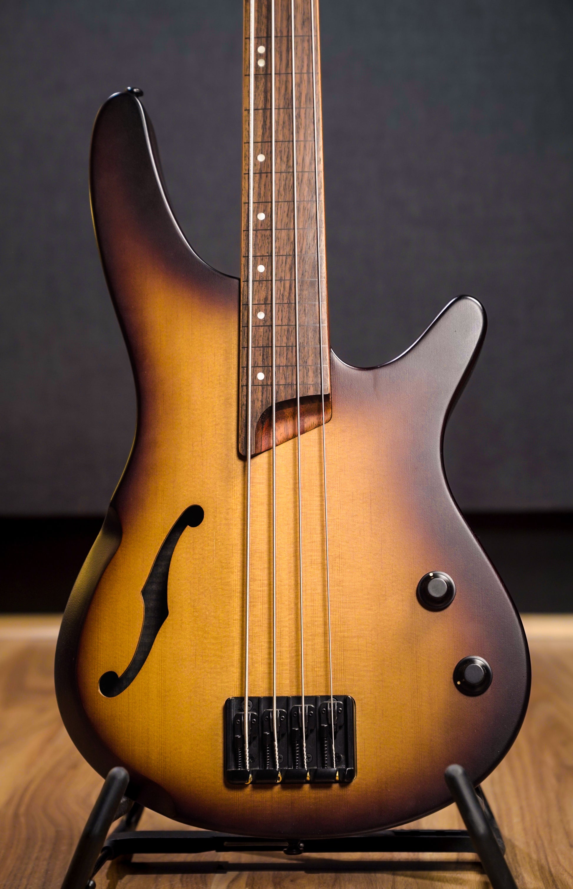 Ibanez SRH500F Fretless Bass - Pre-Owned