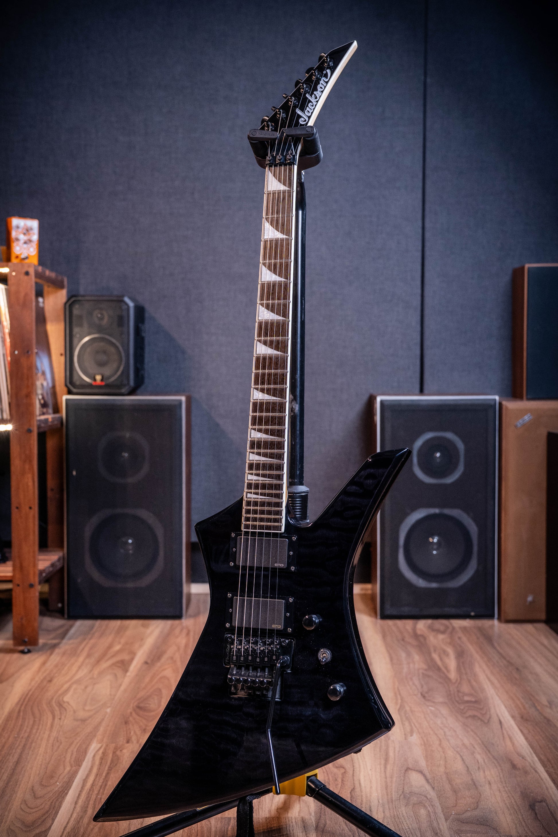 Jackson Kelly KEXMG w/Case - Trans Black - Pre-Owned