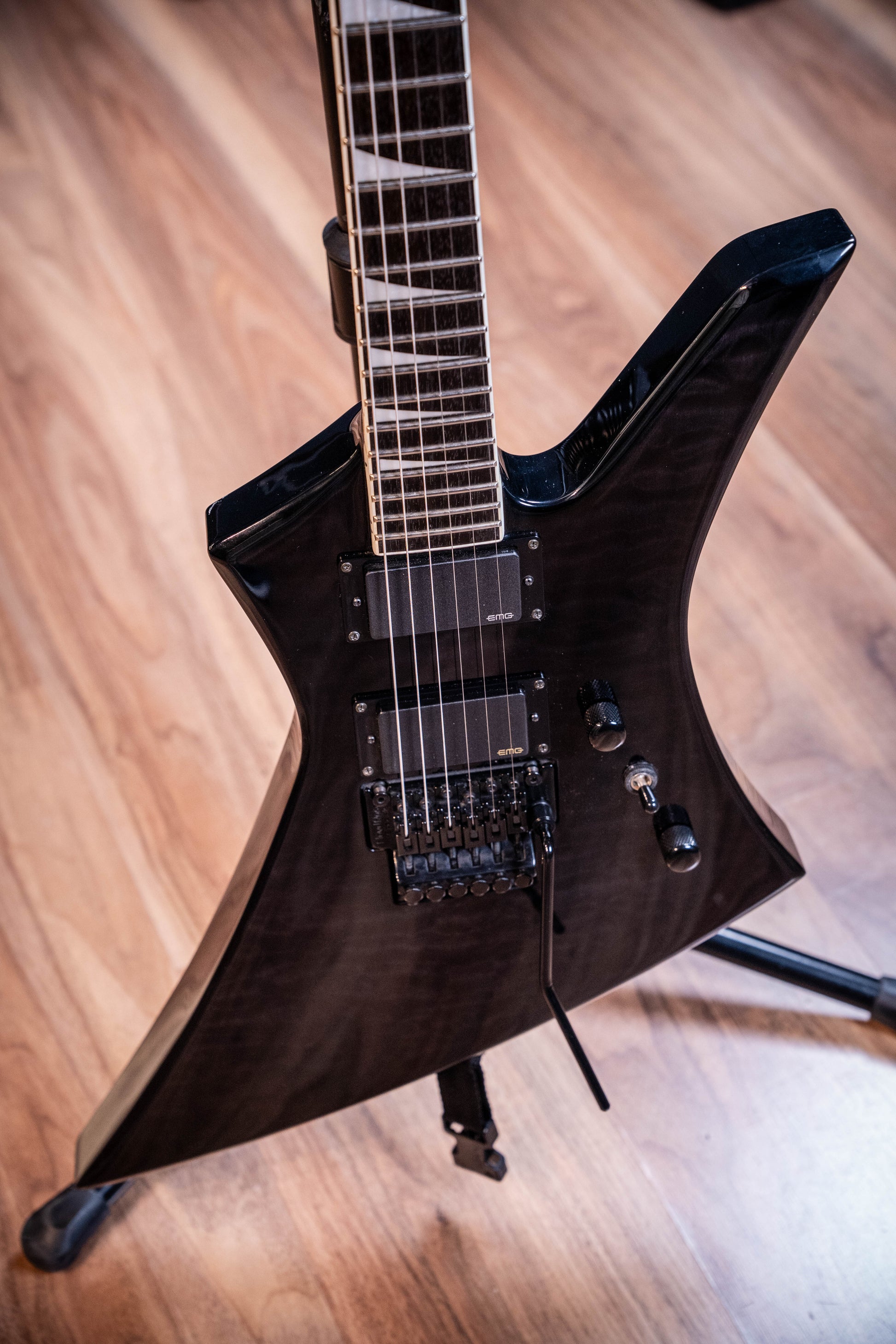 Jackson Kelly KEXMG w/Case - Trans Black - Pre-Owned