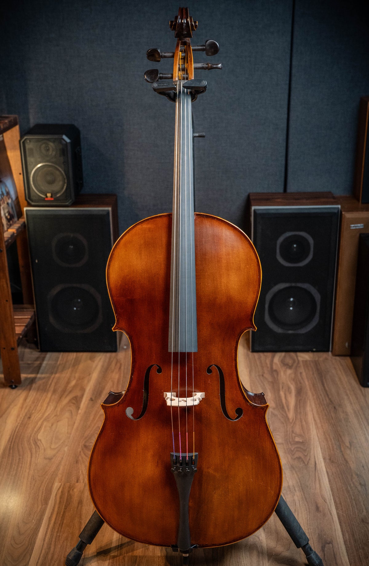 Kreisler #130 Beginner 4/4 Cello Outfit - Setup w/Larsen Aurora Strings