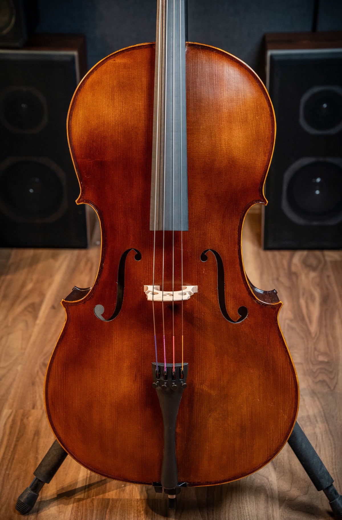 Kreisler #130 Beginner 4/4 Cello Outfit - Setup w/Larsen Aurora Strings