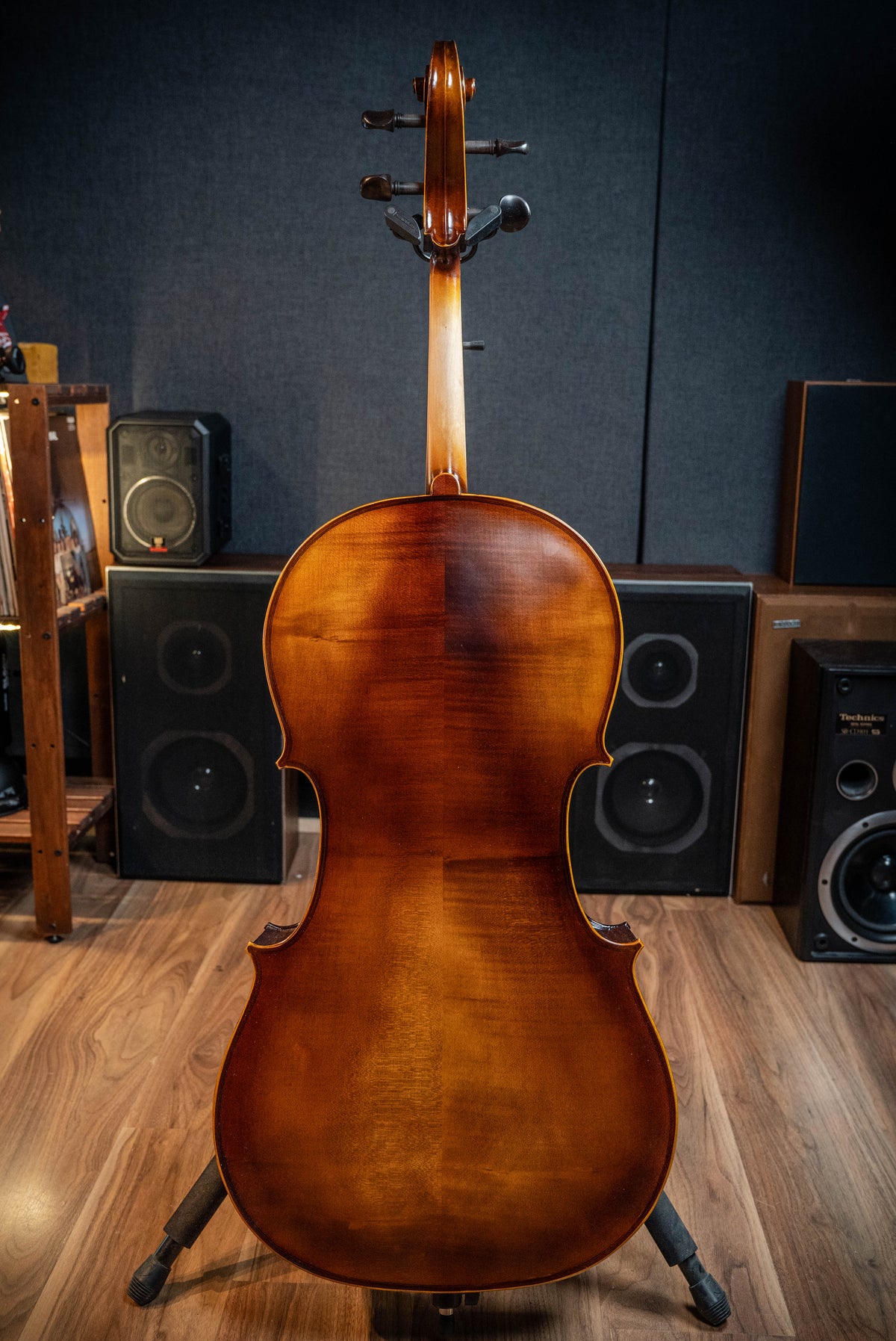 Kreisler #130 Beginner 4/4 Cello Outfit - Setup w/Larsen Aurora Strings