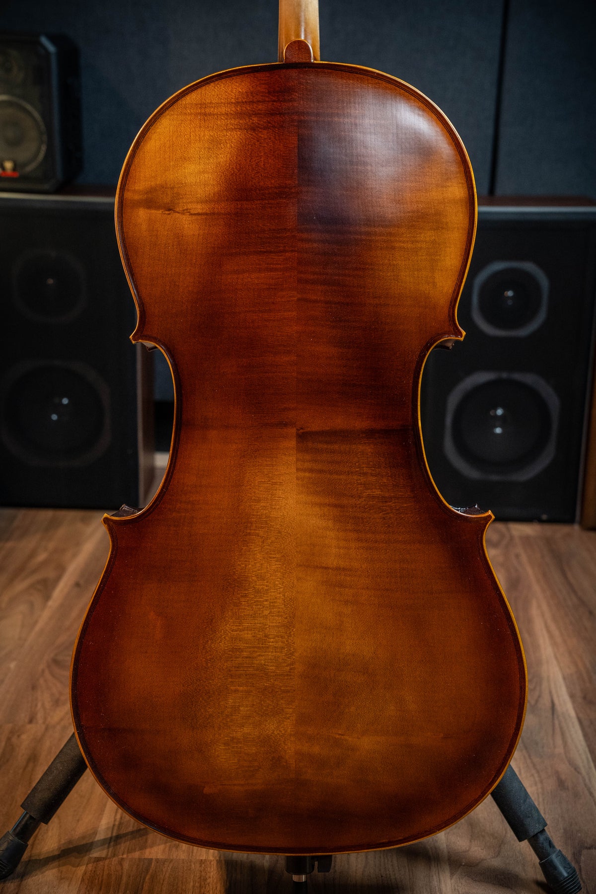 Kreisler #130 Beginner 4/4 Cello Outfit - Setup w/Larsen Aurora Strings