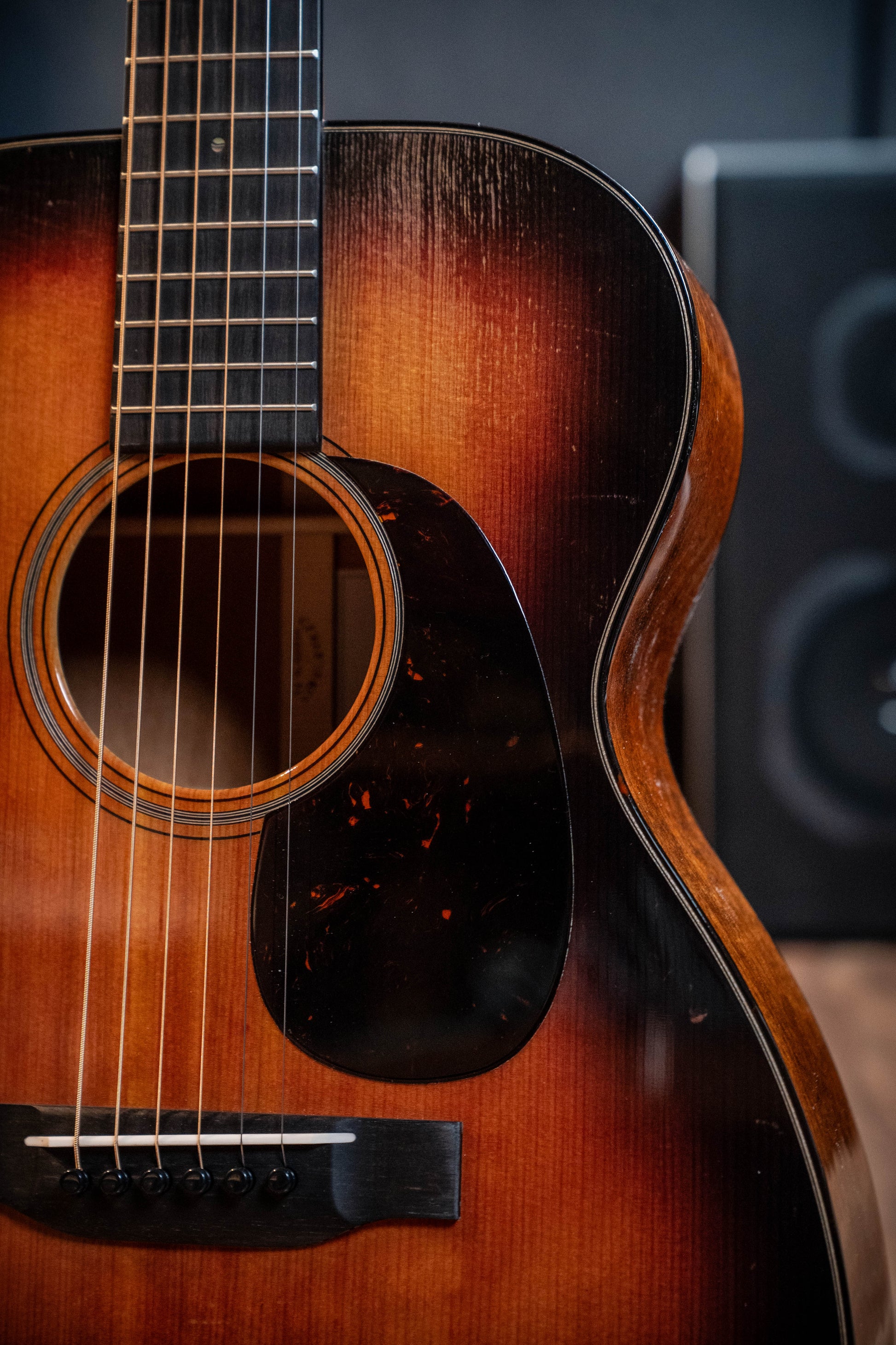 Martin 00-18 Joe Bonamassa Custom Artist Series Acoustic Guitar