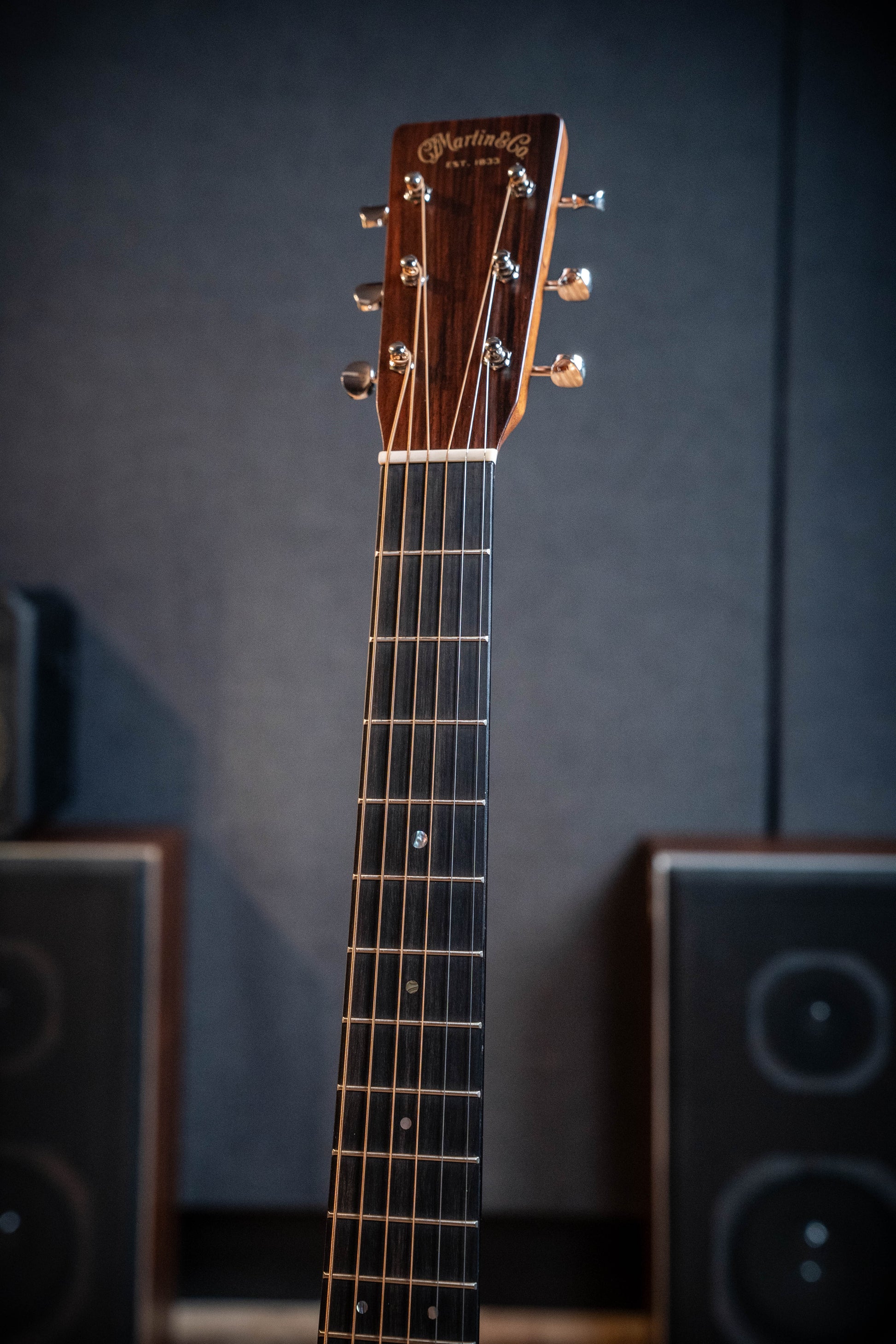Martin 00-18 Joe Bonamassa Custom Artist Series Acoustic Guitar