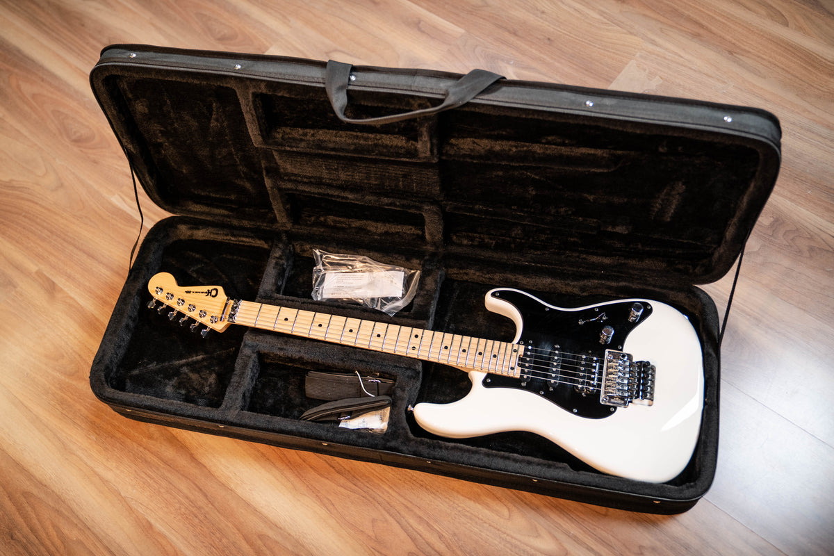 Charvel MJ SoCal HSS FR w/Semi-Hard Case - White - Pre-Owned