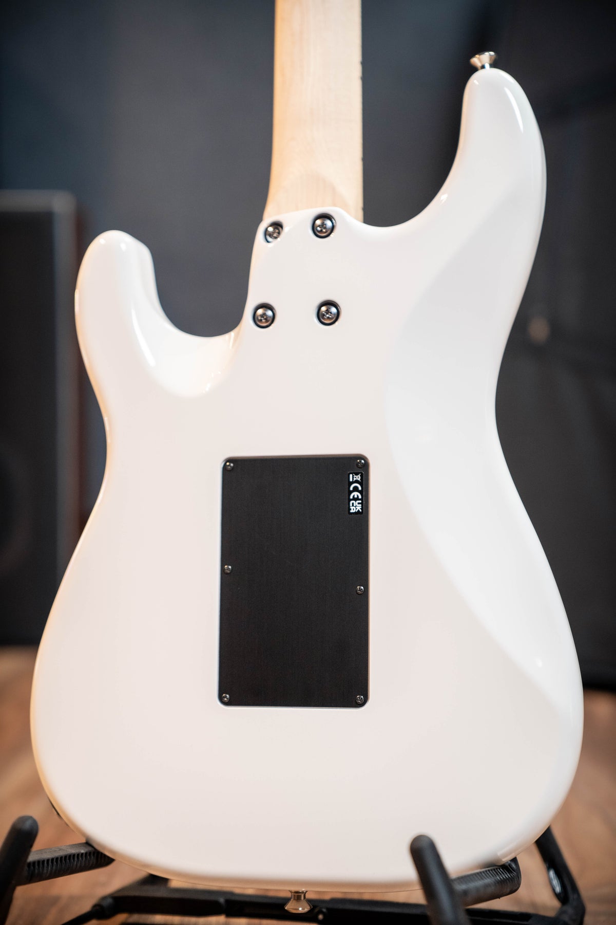 Charvel MJ SoCal HSS FR w/Semi-Hard Case - White - Pre-Owned