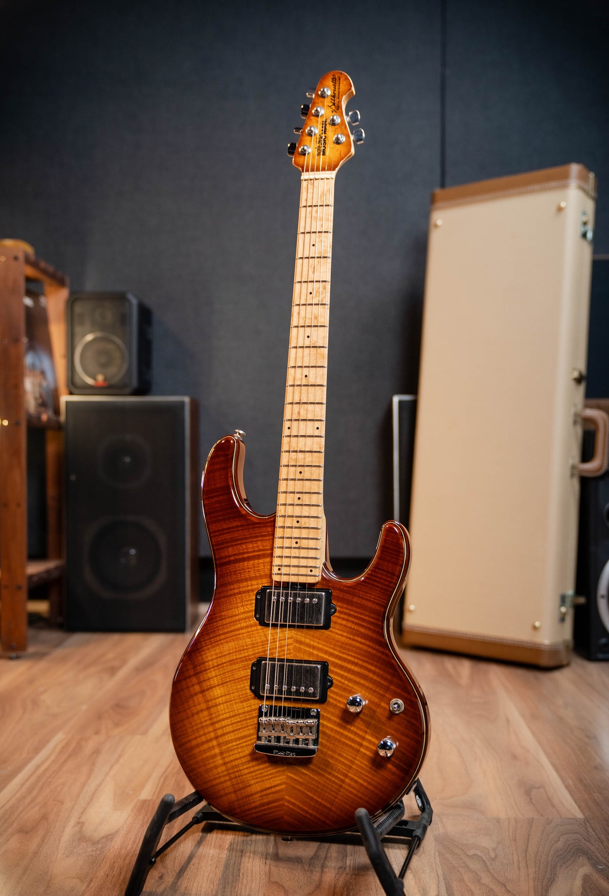 Musicman 20th Anniversary Silhouette - Caramel Burst
