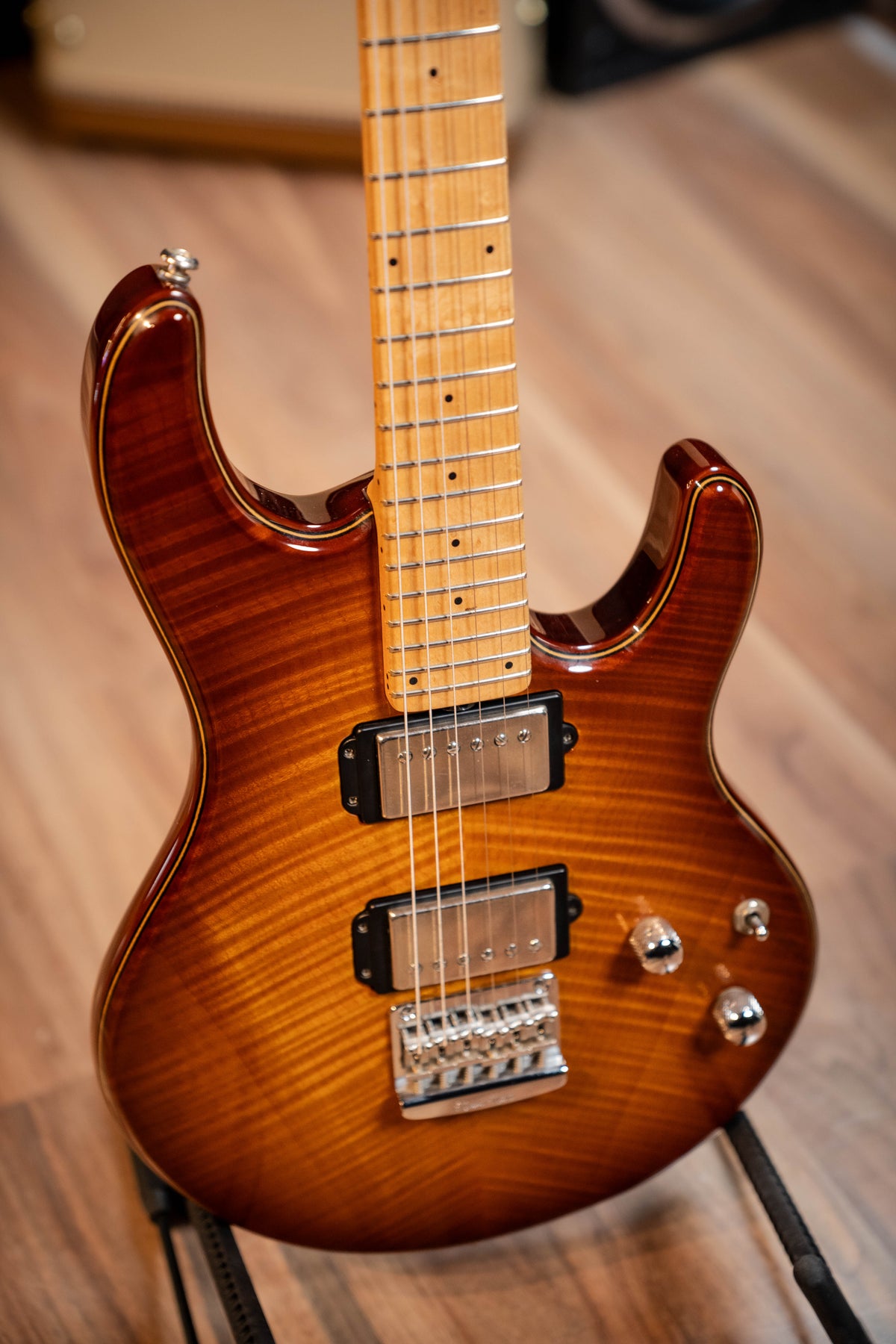 Musicman 20th Anniversary Silhouette - Caramel Burst