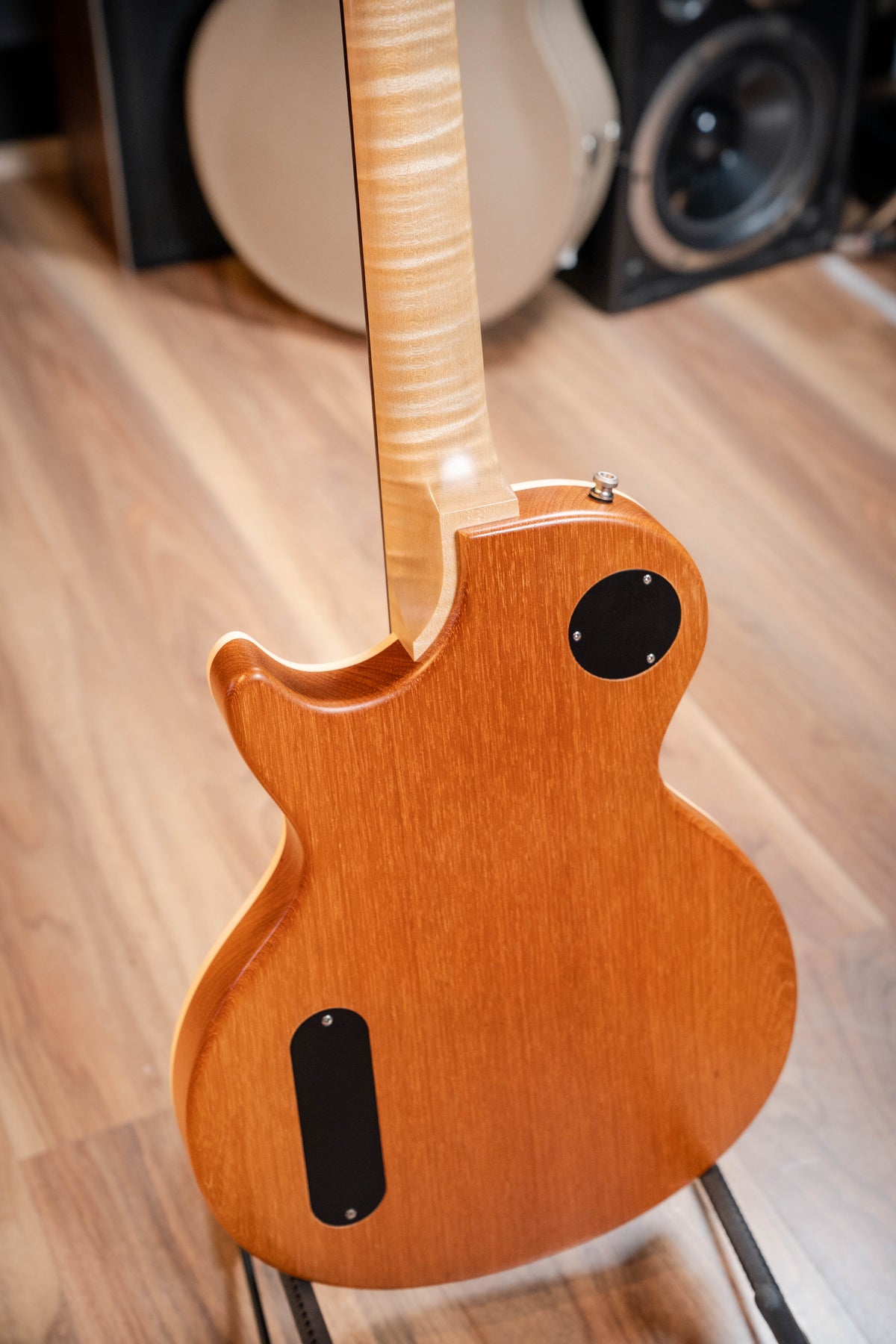 Nik Huber Krautster II w/OHC - Flamed Neck - Worn Gold