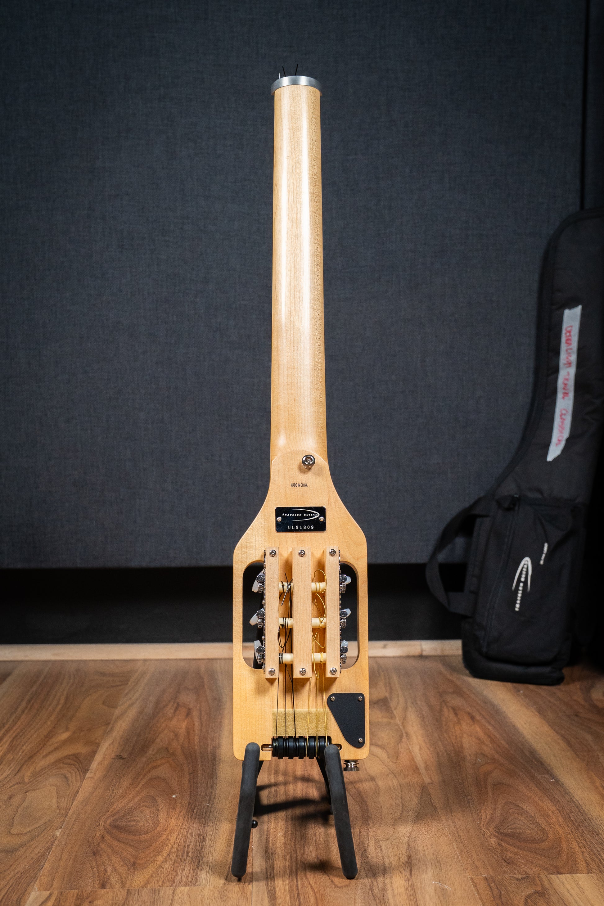 Traveler Ultralight Nylon Guitar w/Bag - Pre-Owned