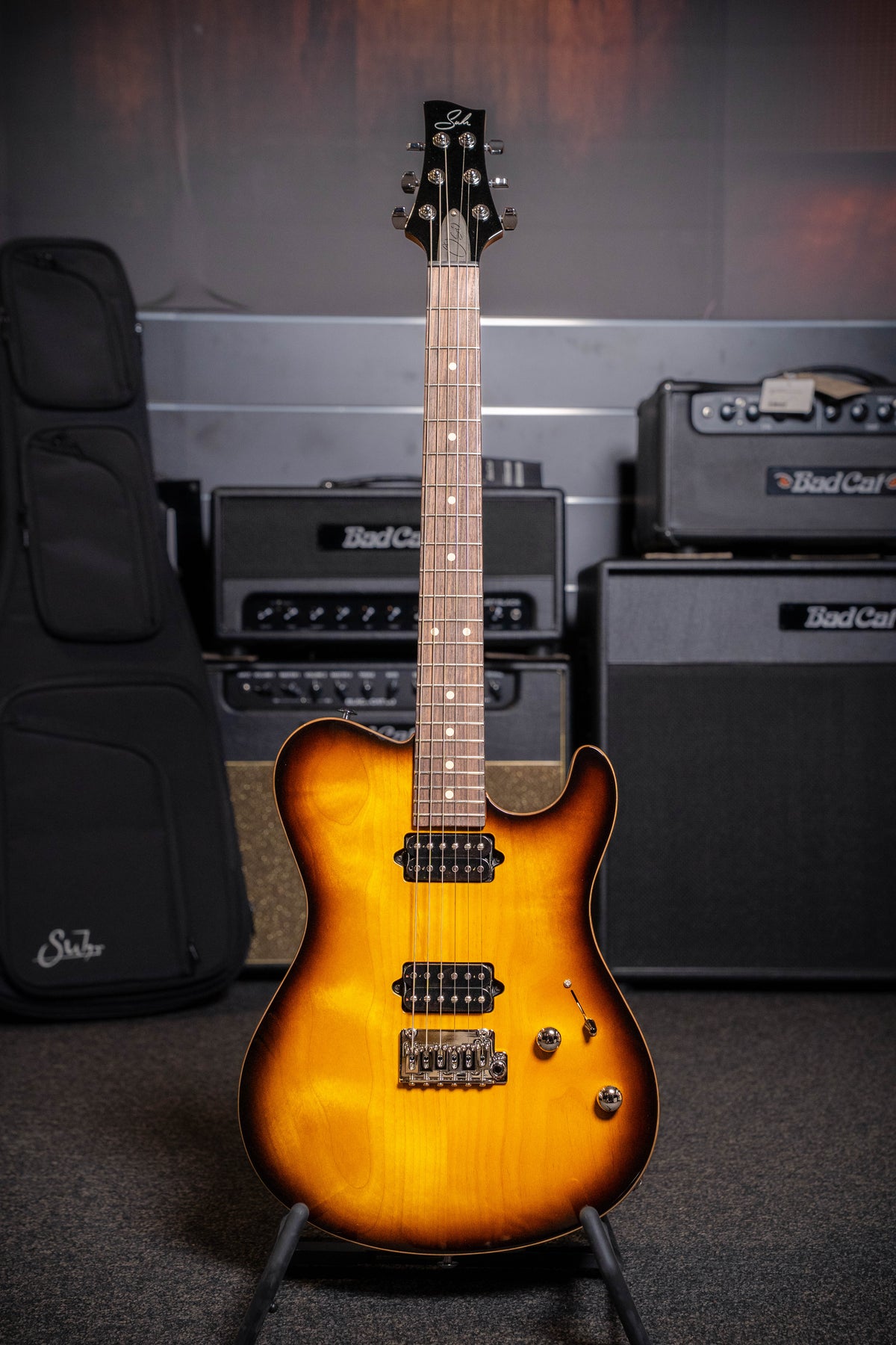 Suhr OSO Electric Guitar - Alder - 2-Tone Tobacco Burst RW - 2-Post Tremolo