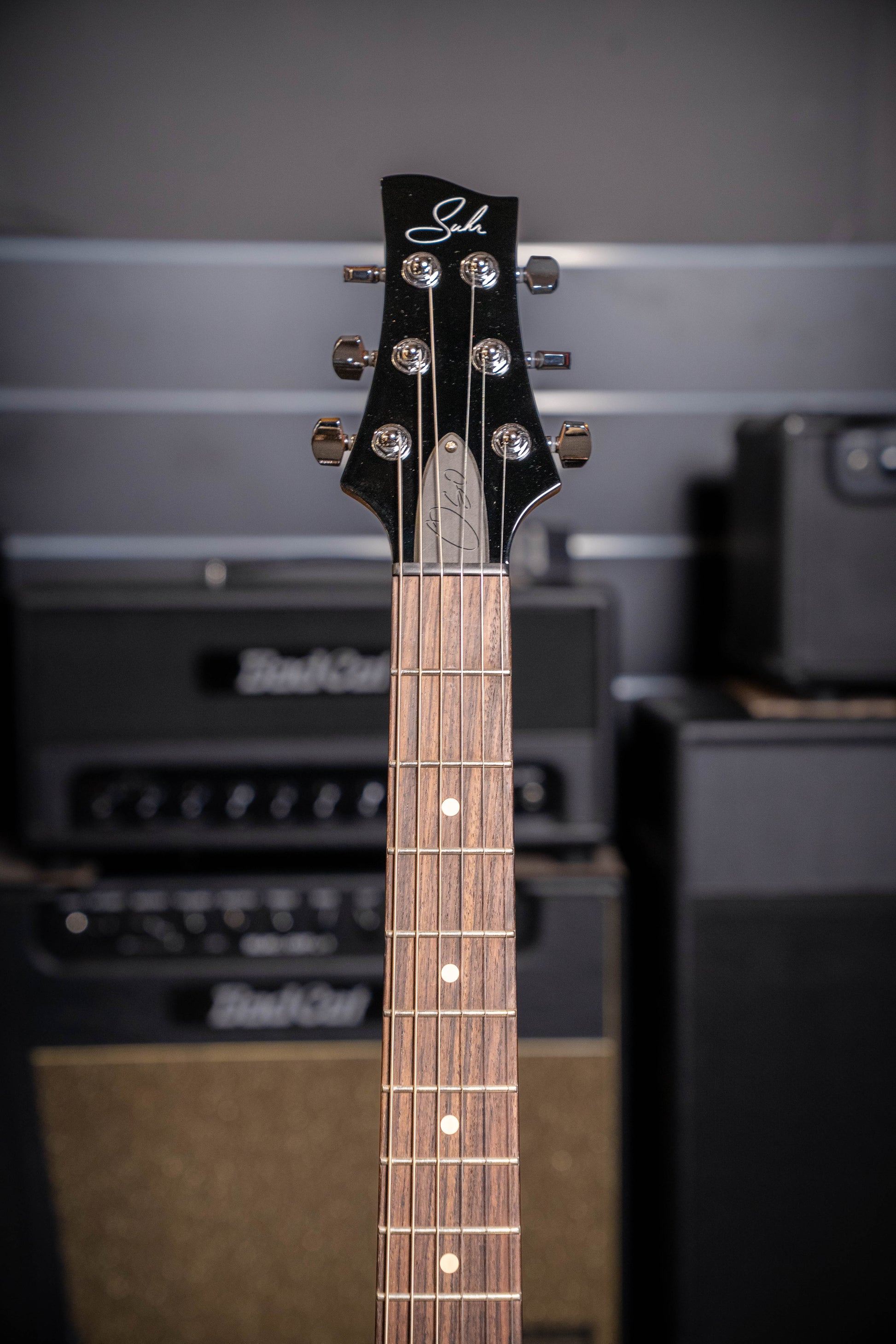 Suhr OSO Short Scale Electric Guitar - Alder - 2-Tone Tobacco Burst RW - 2-Post