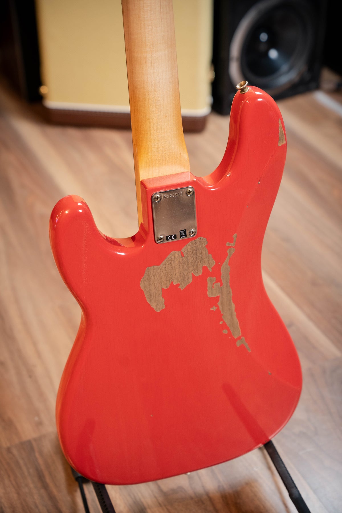 Fender Custom Shop Pino Palladino Signature Precision Bass - Fiesta Red over Desert Sand
