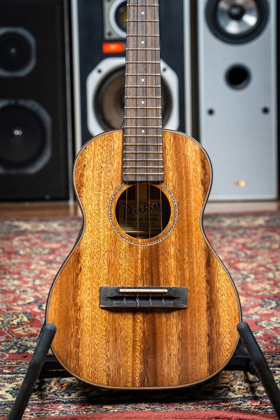 Pono AT-O Oihana Series Tenor Ukulele - Acacia