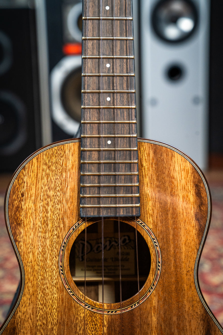 Pono AT-O Oihana Series Tenor Ukulele - Acacia