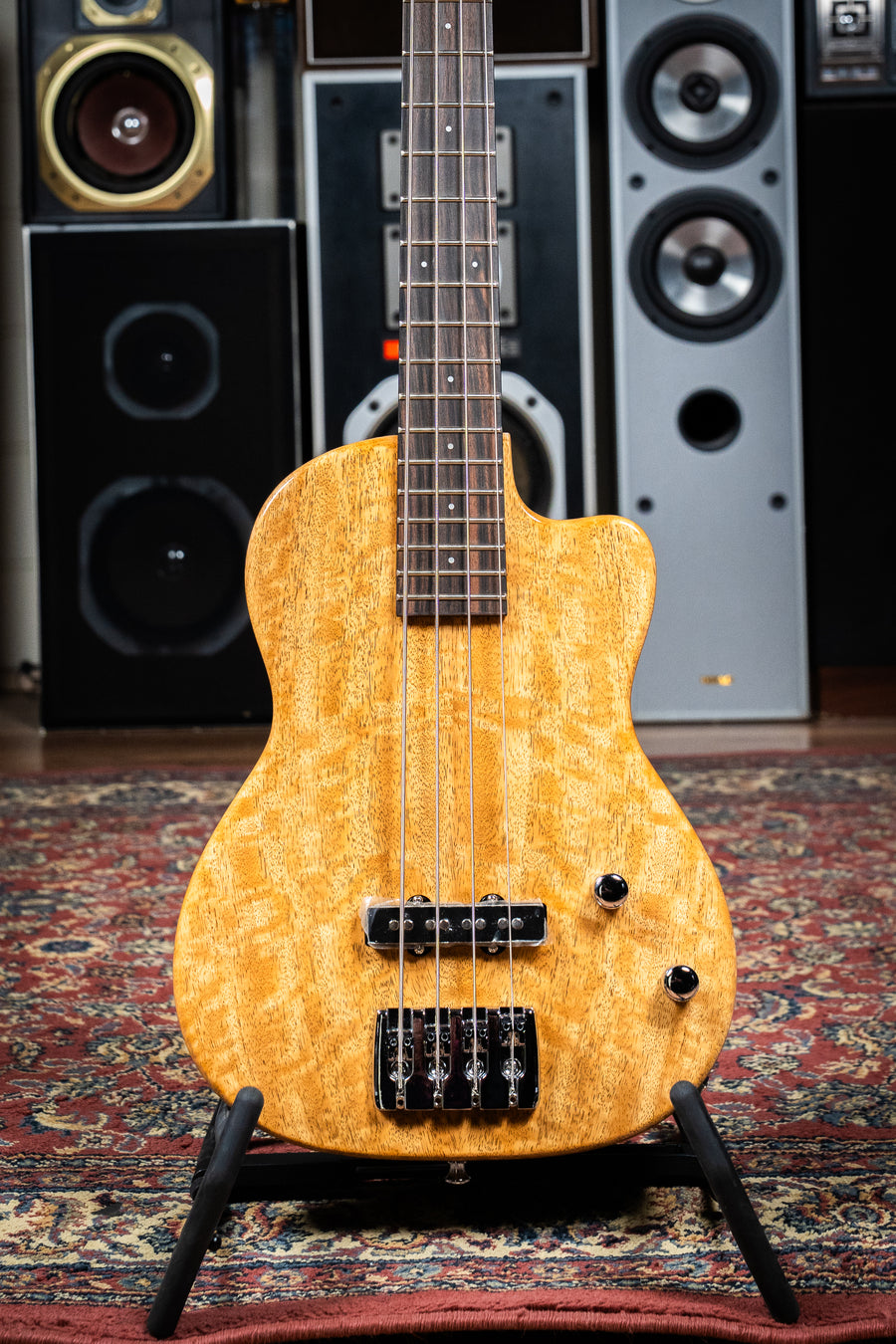 Pono Bass Ukulele