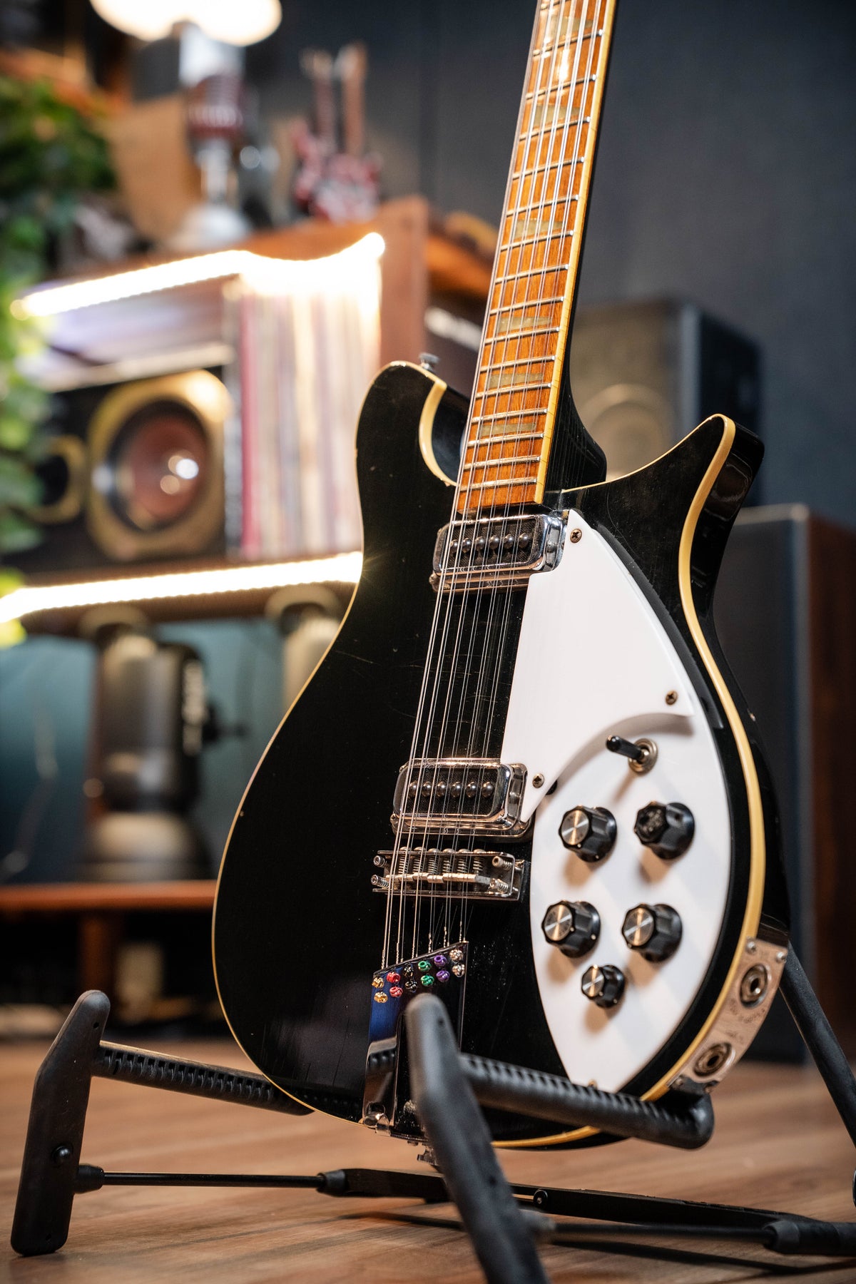 Rickenbacker 620/12 12-String w/Original Case - JetGlo (Black) - Pre-Owned