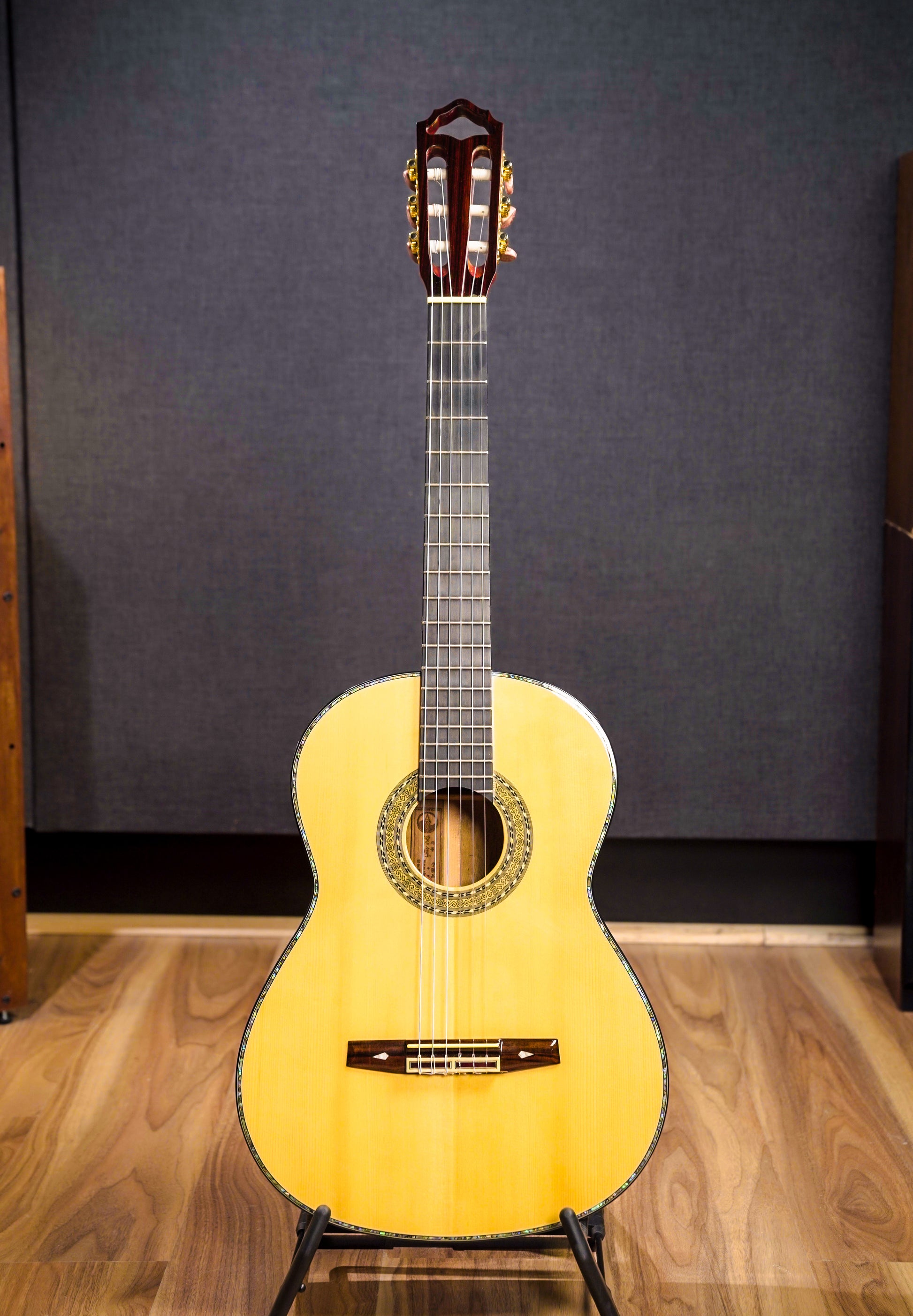 SeJong Korea Classical Guitar - Solid Spruce / Indian Rosewood - Pre-Owned