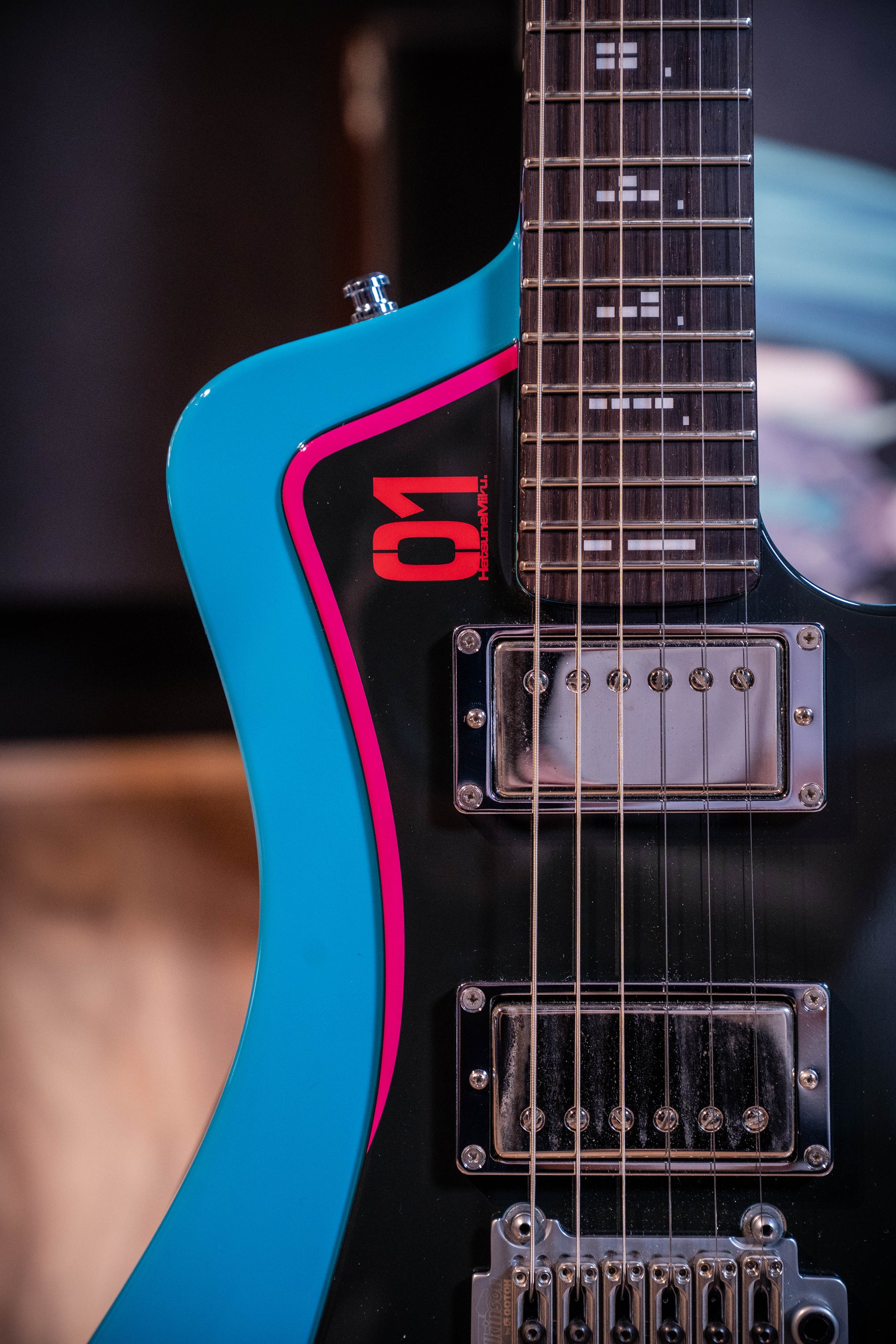 ESP Stream-Miku-Custom w/Original Case + Certificate - #012 - Pre-Owned