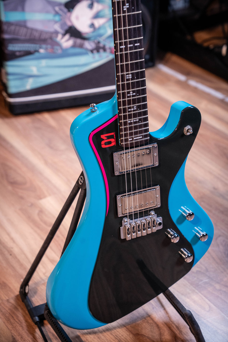 ESP Stream-Miku-Custom w/Original Case + Certificate - #012 - Pre-Owned