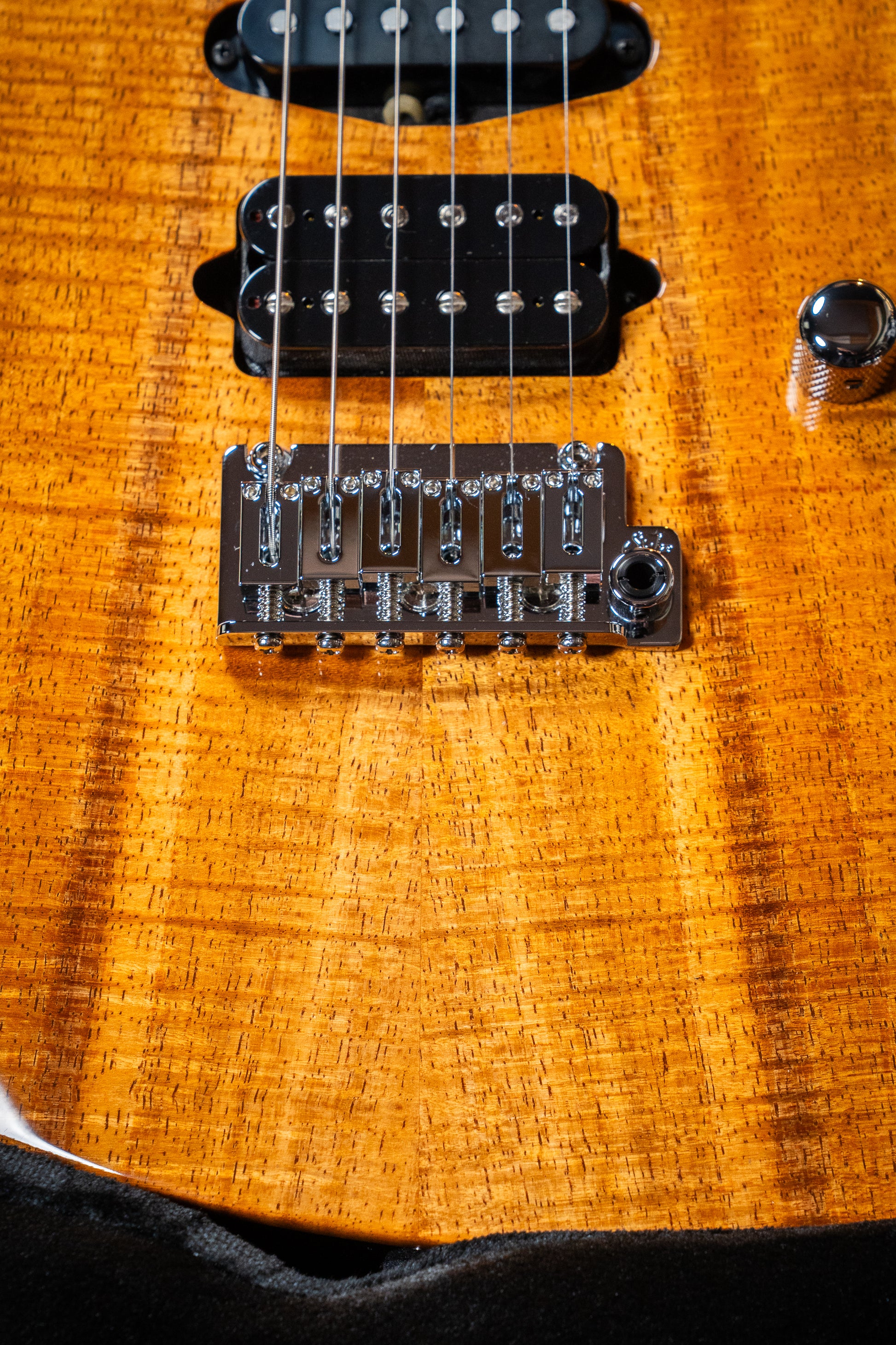 Suhr Custom Modern HSH - Mahogany / Figured Koa Top - Natural (#87557)