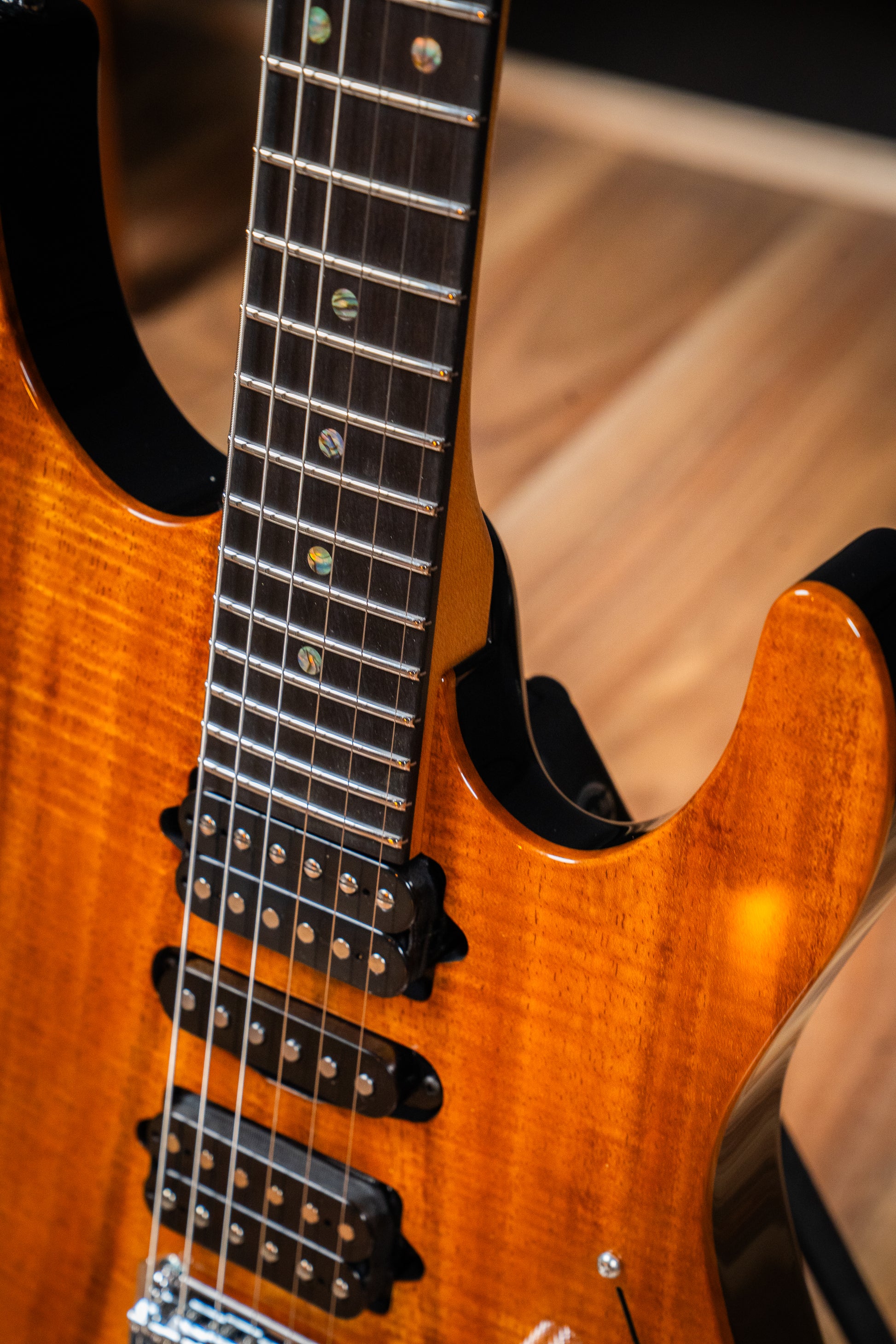 Suhr Custom Modern HSH - Mahogany / Figured Koa Top - Natural (#87557)