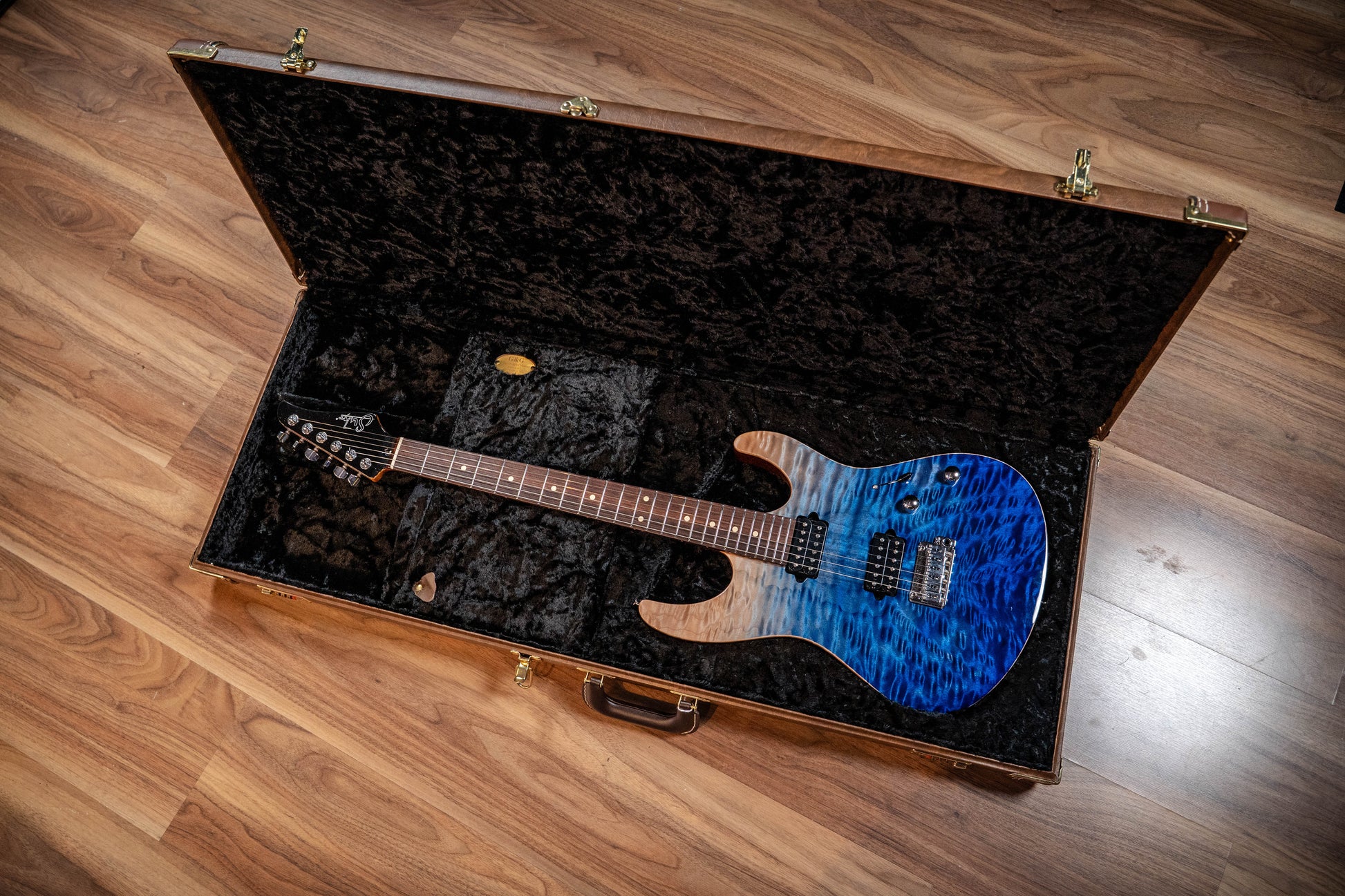 Suhr Limited Edition Modern Set Neck - Blue Fade - Pre-Owned (Mint #84877)