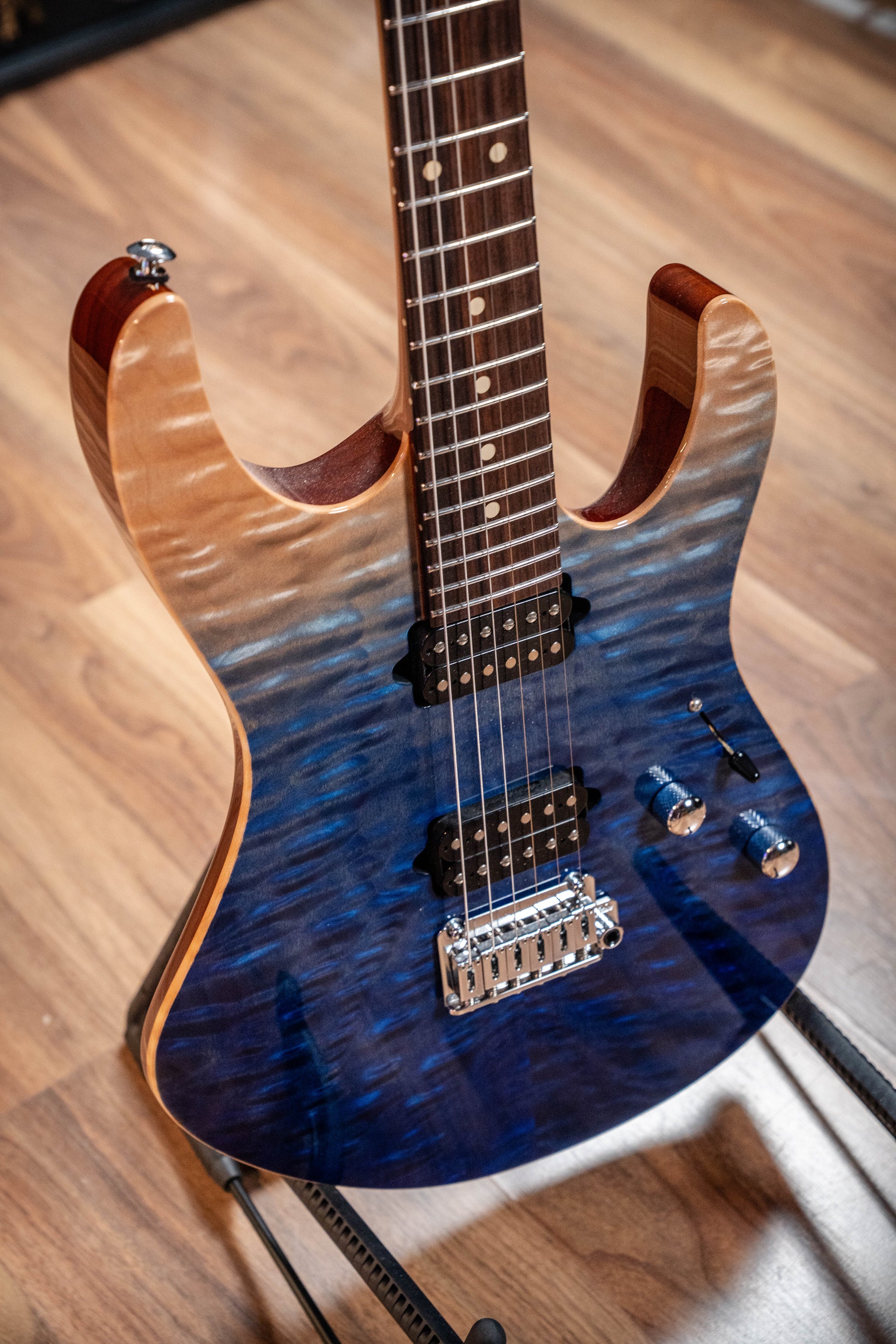 Suhr Limited Edition Modern Set Neck - Blue Fade - Pre-Owned (Mint #84877)