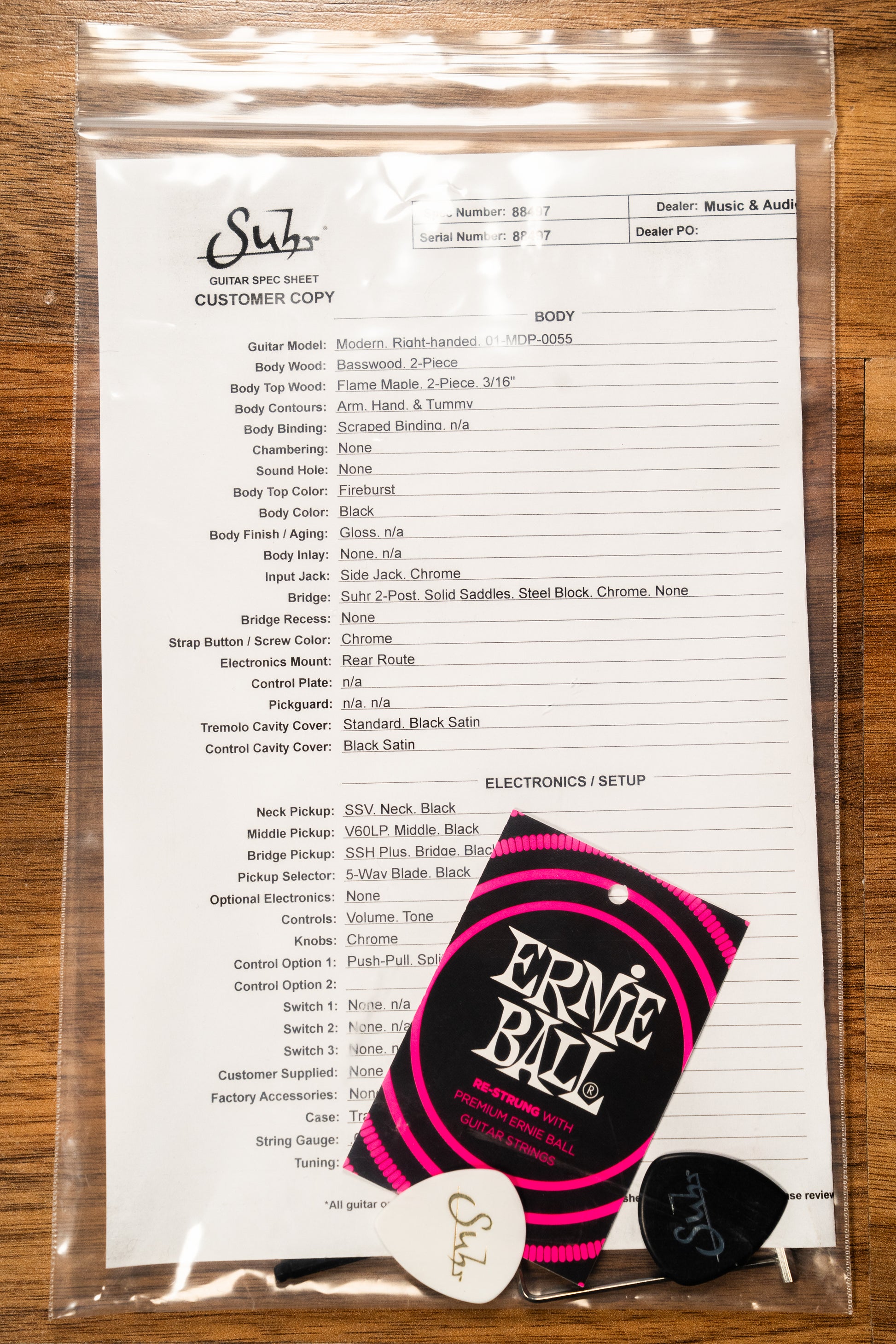 Suhr Modern Plus HSH w/Deluxe Gigbag - Roasted Maple Fingerboard - Fireburst