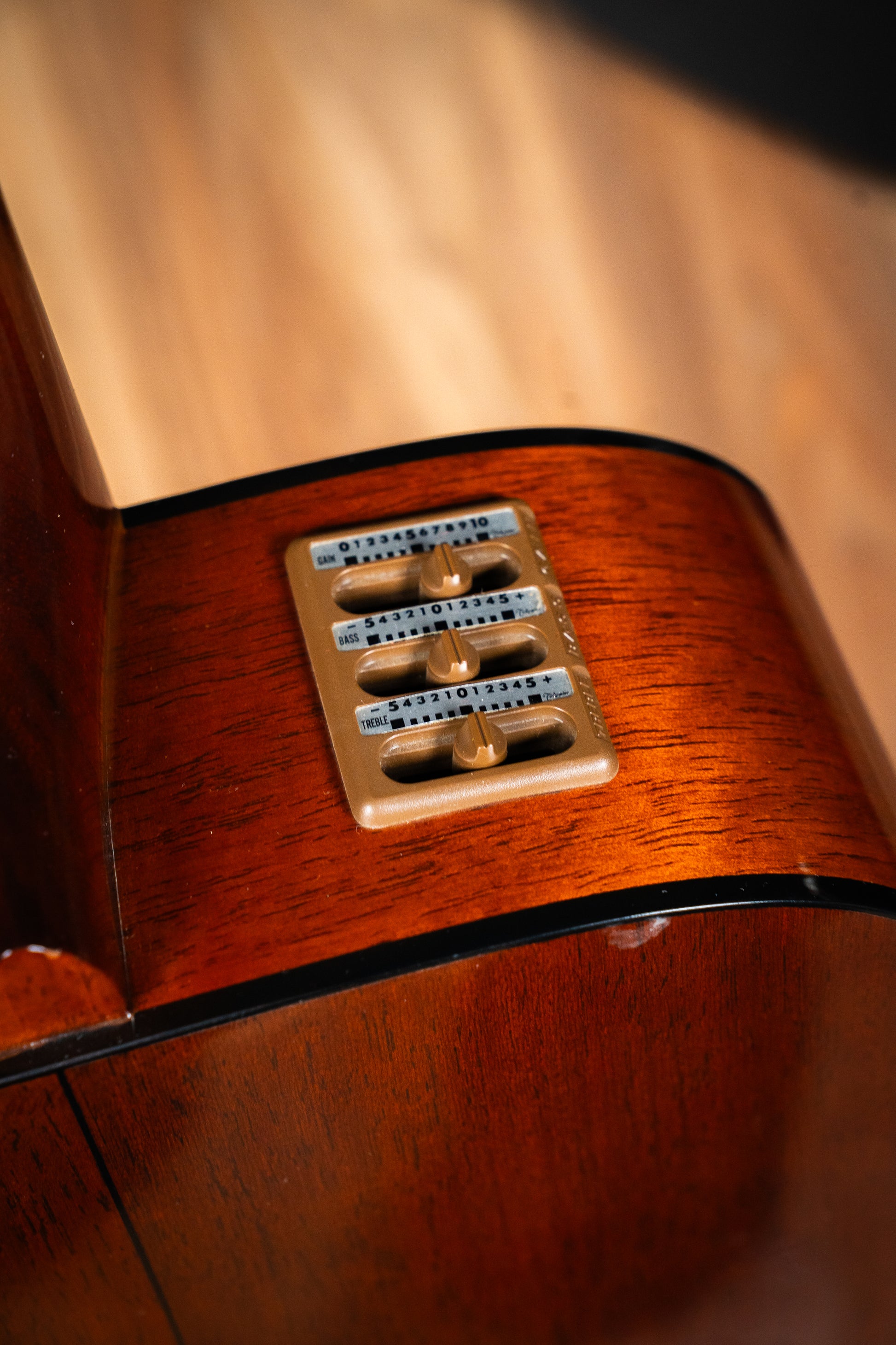 Takamine 1982 EF-340 SD – Brown Sunburst - Pre-Owned