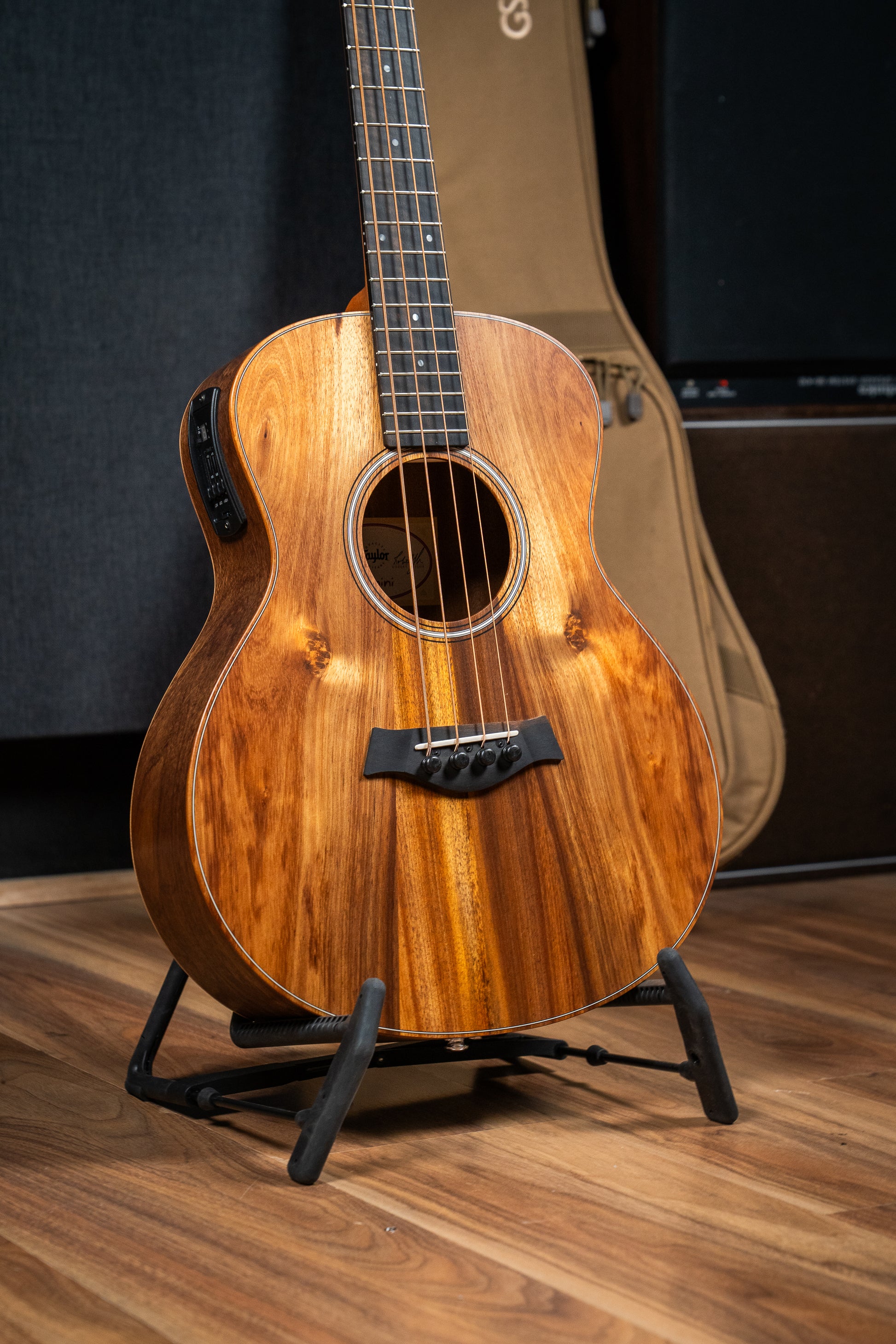 Taylor GS Mini-e Koa Bass - Pre-Owned