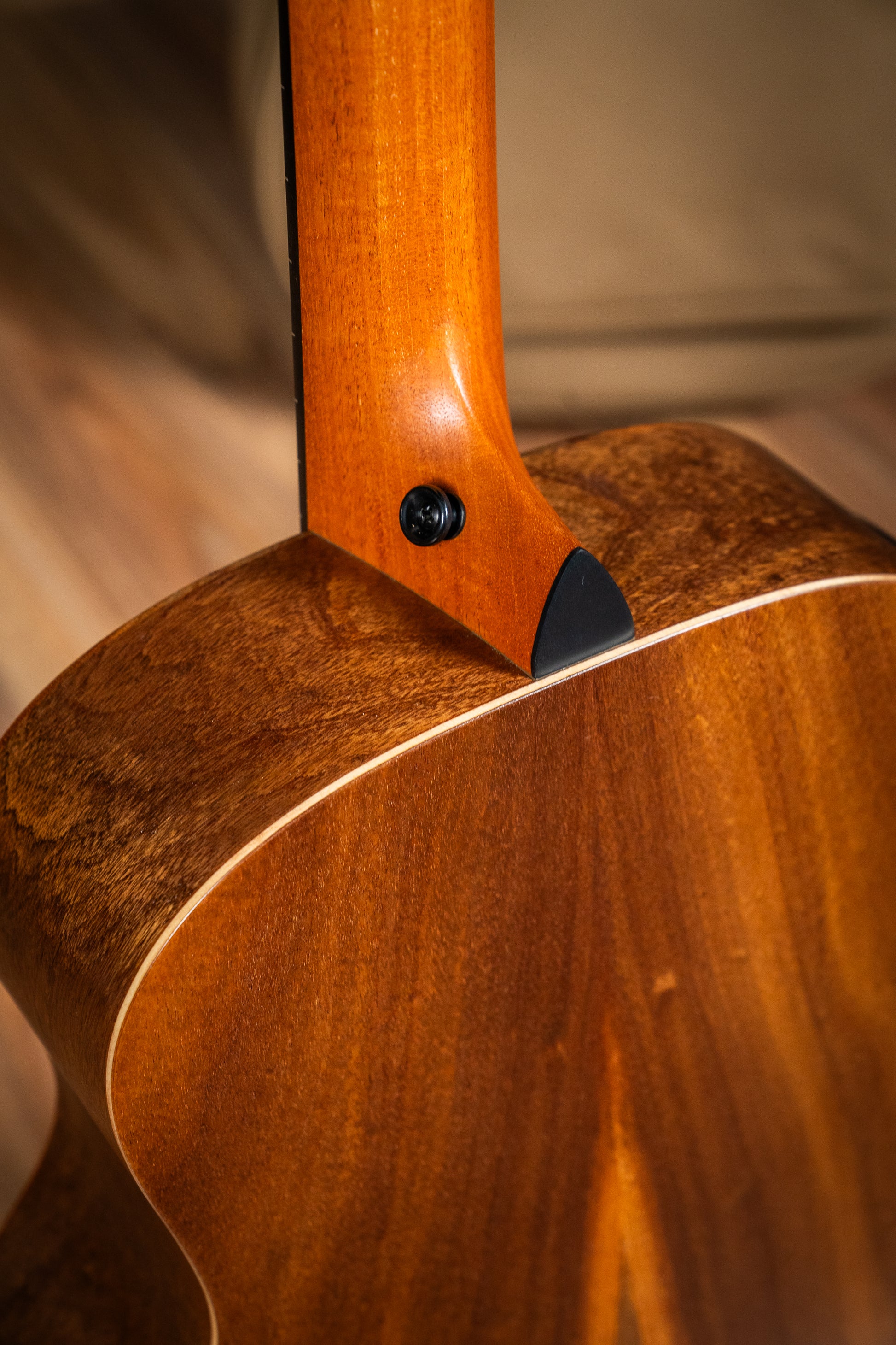 Taylor GS Mini-e Koa Bass - Pre-Owned