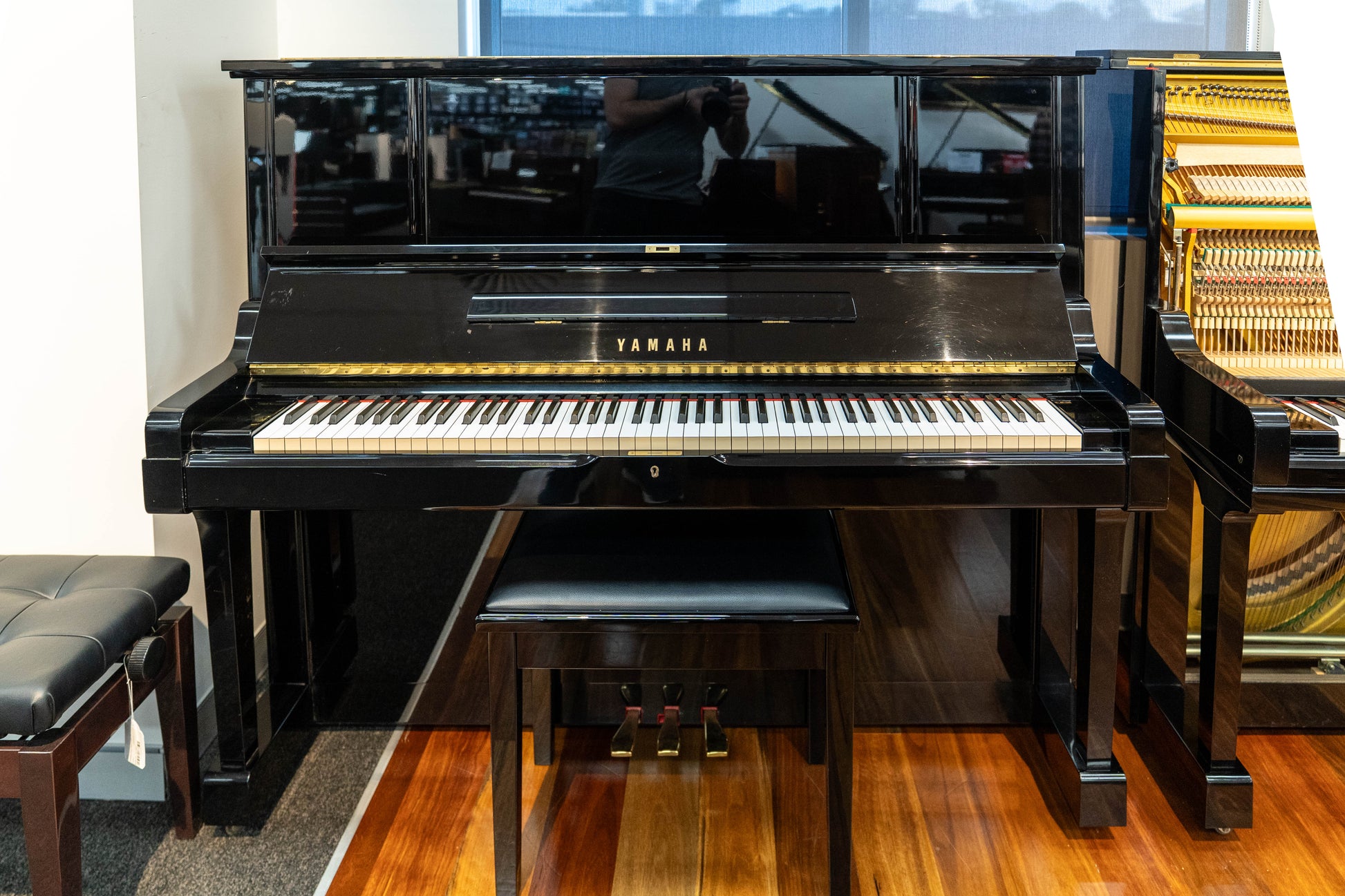 Yamaha UX3 Upright Piano - Ebony - Pre-Owned