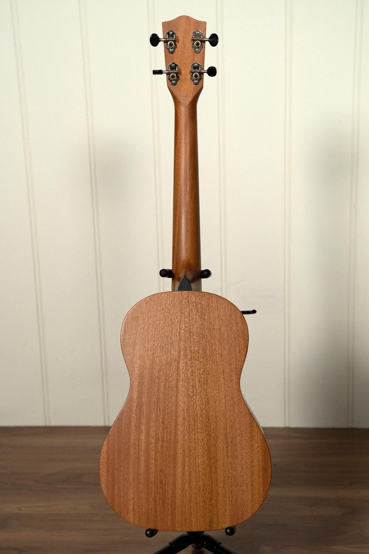 Pono MB Baritone Ukulele - Mahogany (PONO-MB)