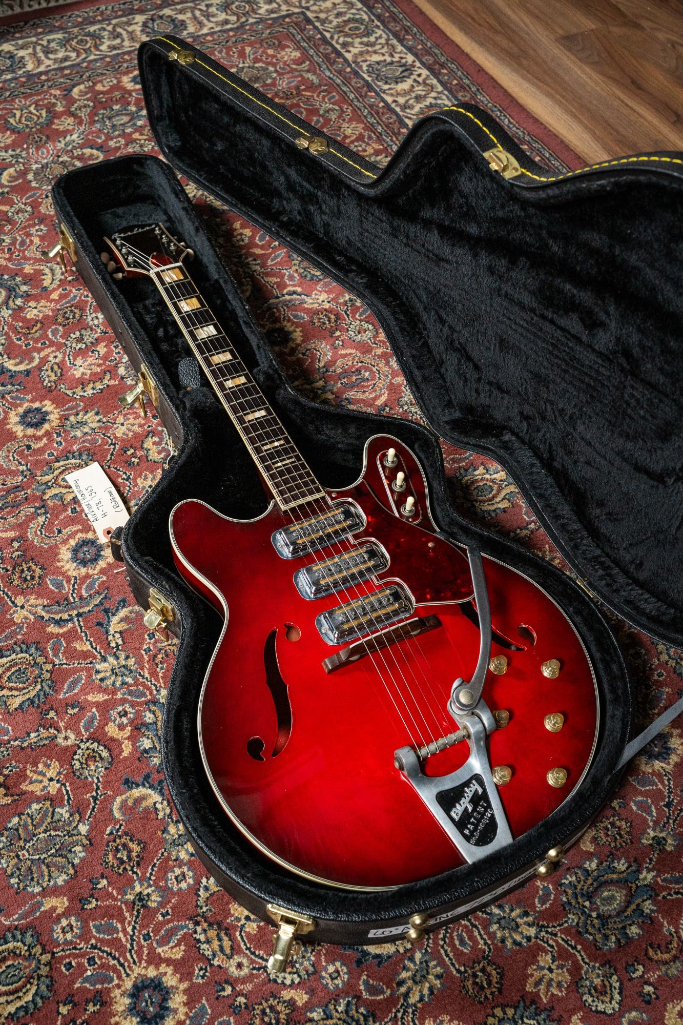 60’s Airline 7230 (Harmony H78) 3x Argyle Gold Foil Pickups & Hard Case - Pre Owned