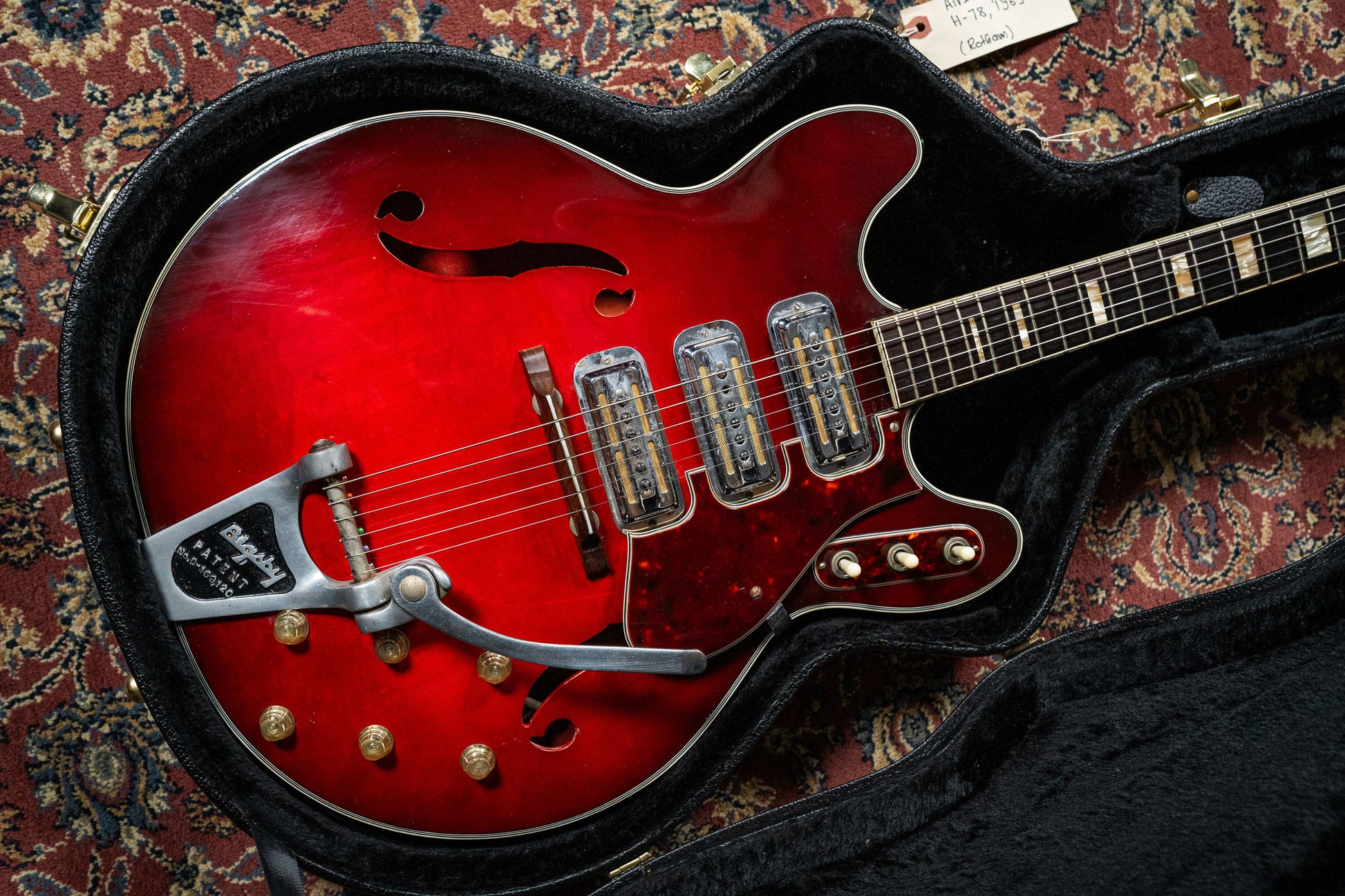 60’s Airline 7230 (Harmony H78) 3x Argyle Gold Foil Pickups & Hard Case - Pre Owned